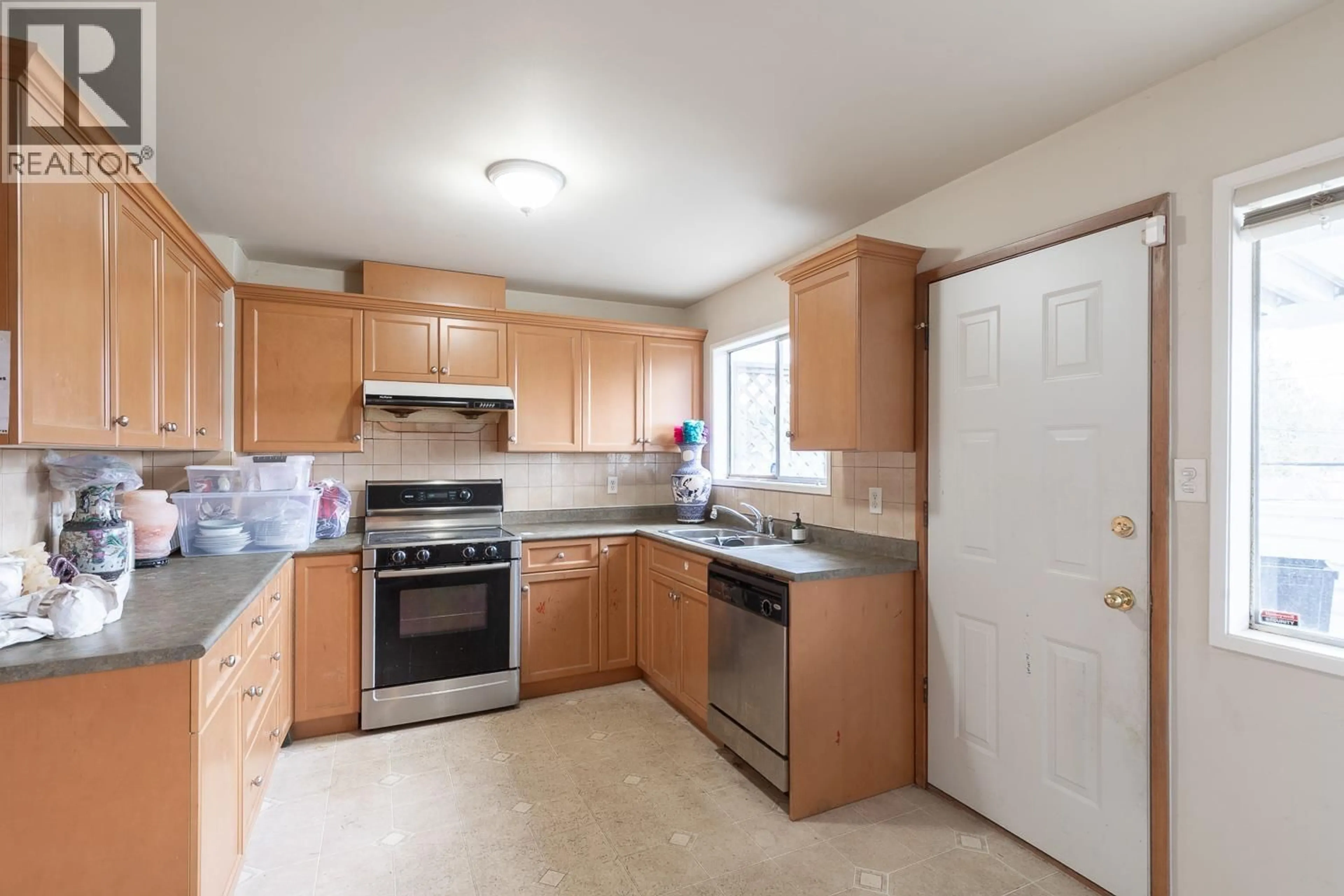 Standard kitchen, unknown for 7790 ELLIOTT STREET, Vancouver British Columbia V5S2N9