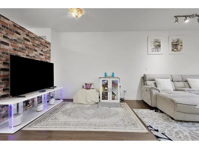 166 - 18701 66 AVENUE, Surrey 3