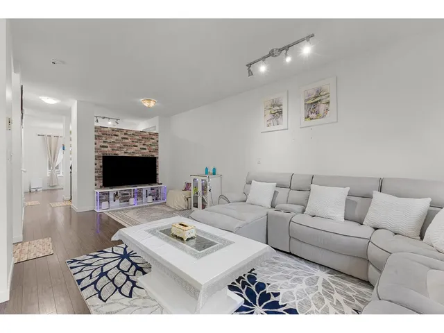 166 - 18701 66 AVENUE, Surrey 5