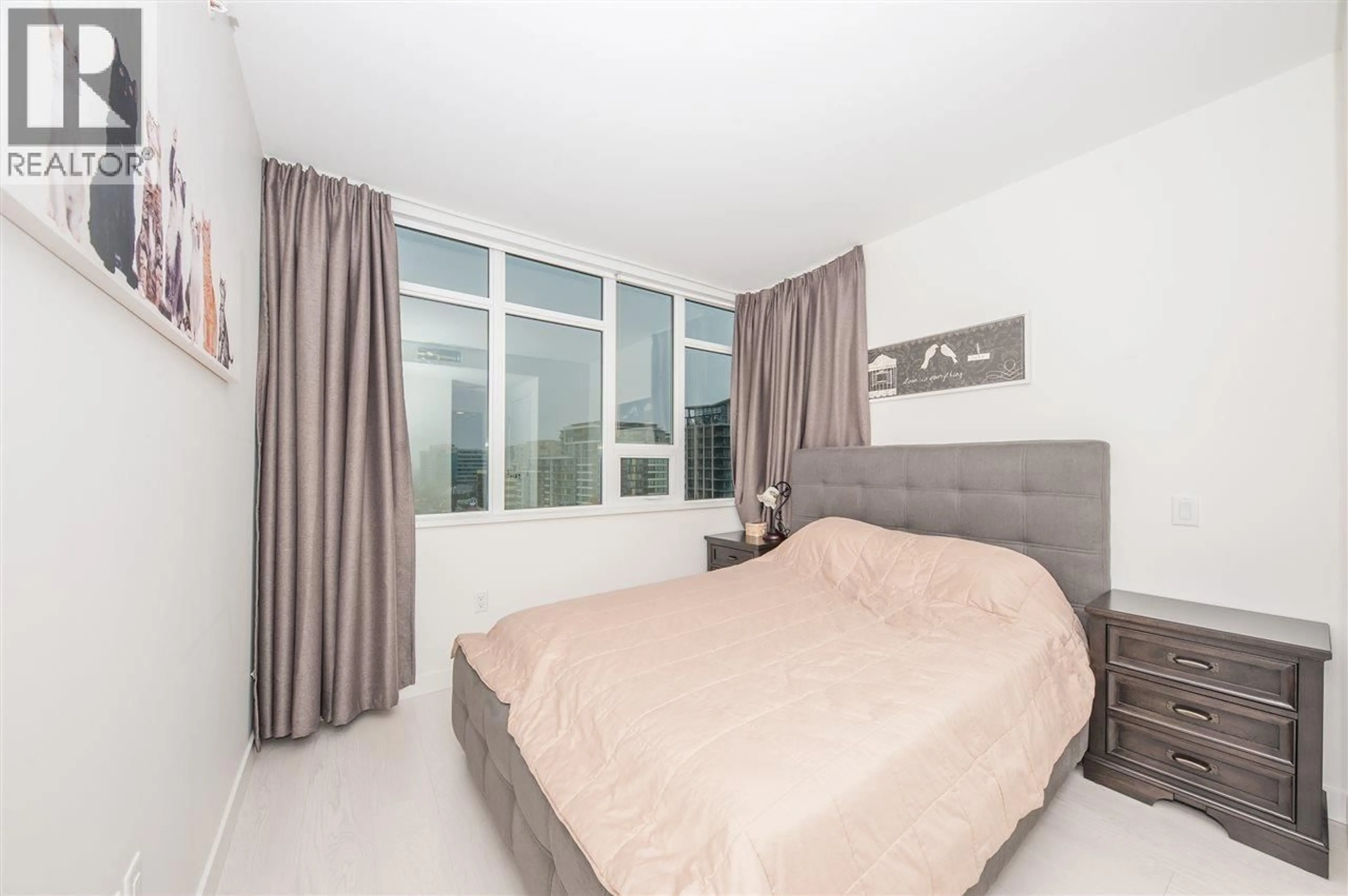 Bedroom with bed, unknown for 1102 - 5580 NO. 3 ROAD, Richmond British Columbia V6X0R8