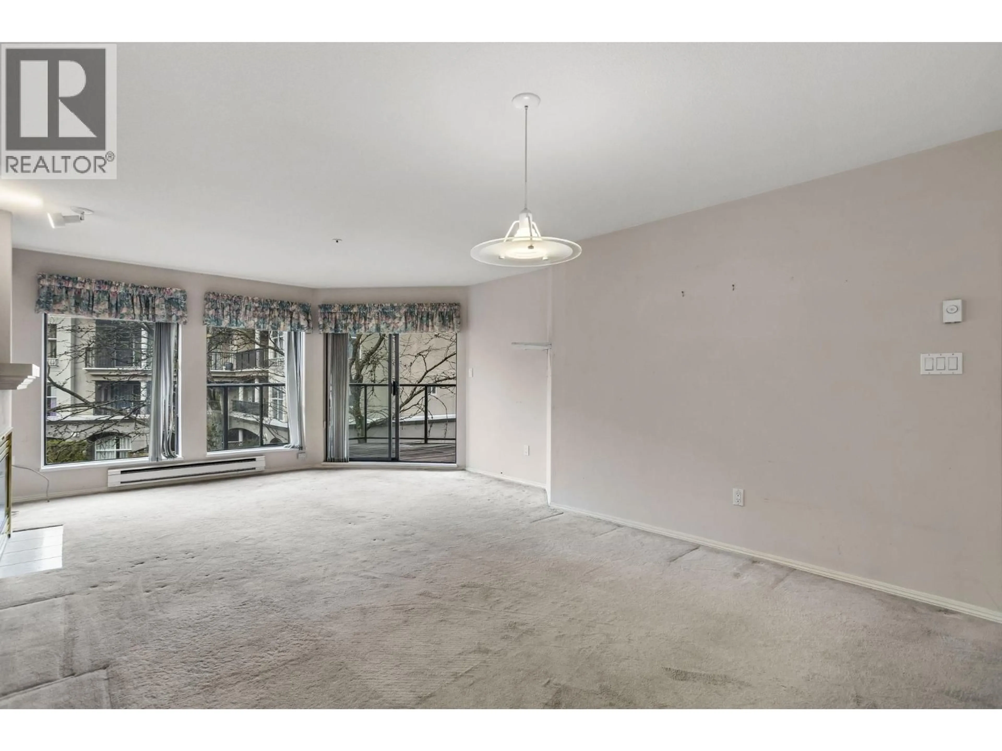 A pic of a room for 215 - 2968 BURLINGTON DRIVE, Coquitlam British Columbia V3B7S6