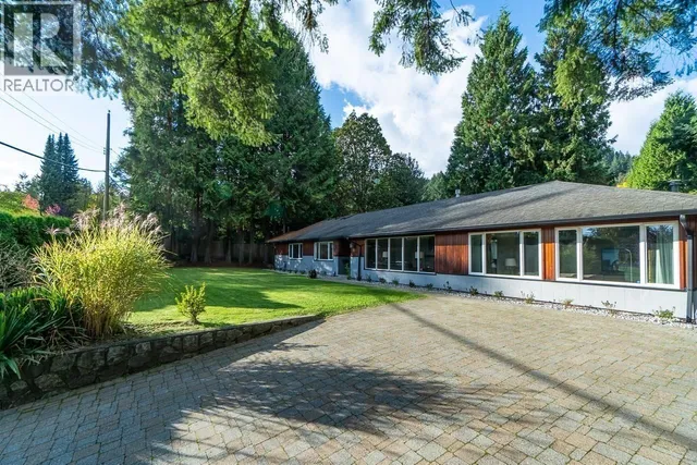 81 MORVEN DRIVE, West Vancouver 2