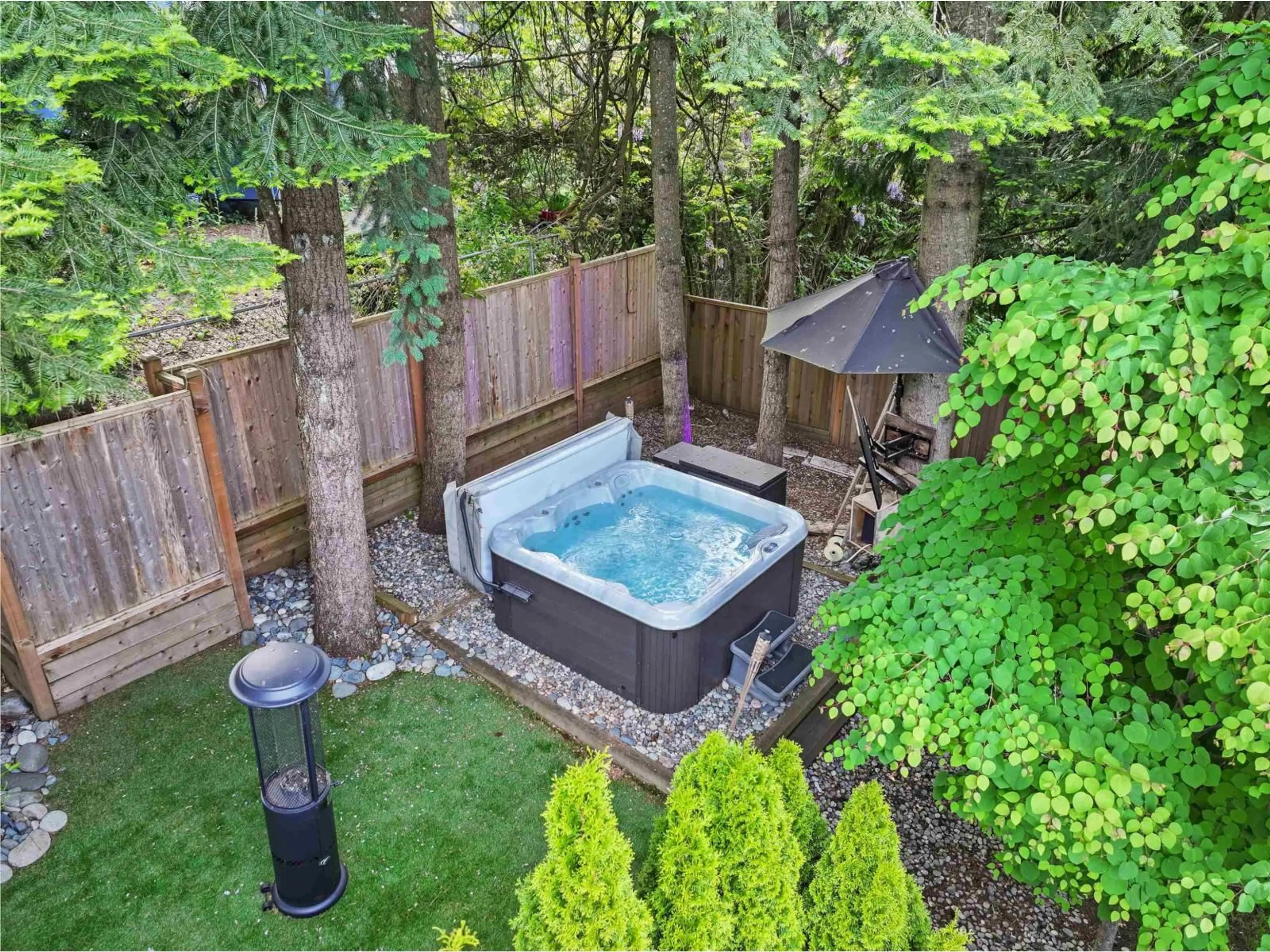 A pic from outside/outdoor area/front of a property/back of a property/a pic from drone, forest/trees view for 9075 164 STREET, Surrey British Columbia V4N2Z9