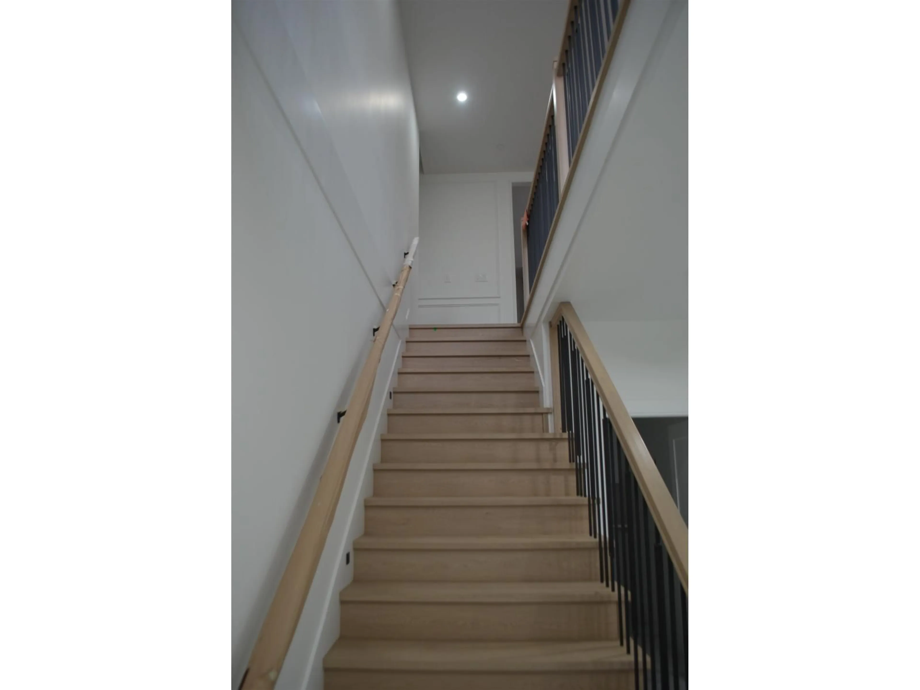 Stairs for 8502 NOTTMAN STREET, Mission British Columbia V2V0H1