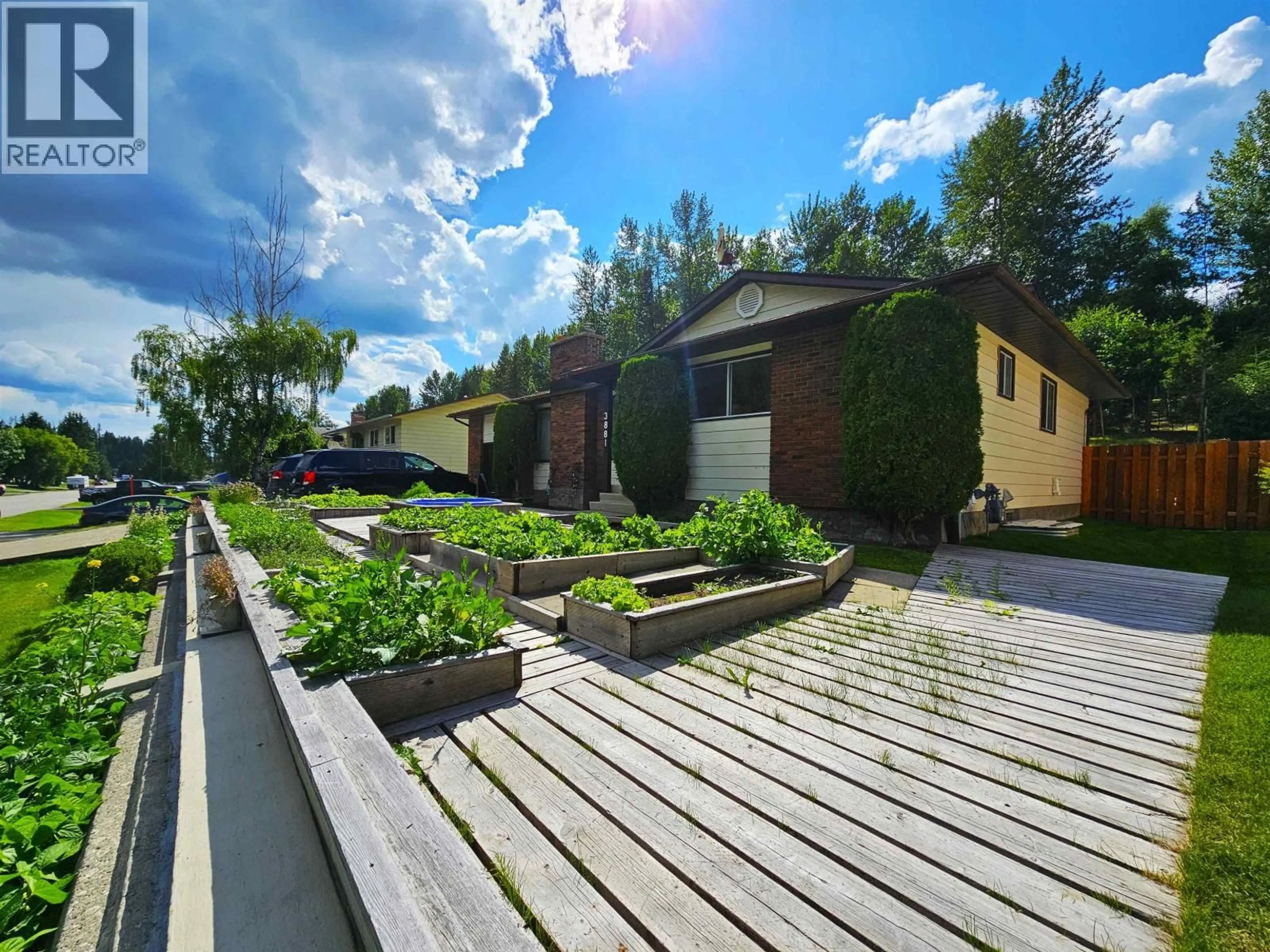 Patio, street for 3881 BELLAMY ROAD, Prince George British Columbia V2K3W1