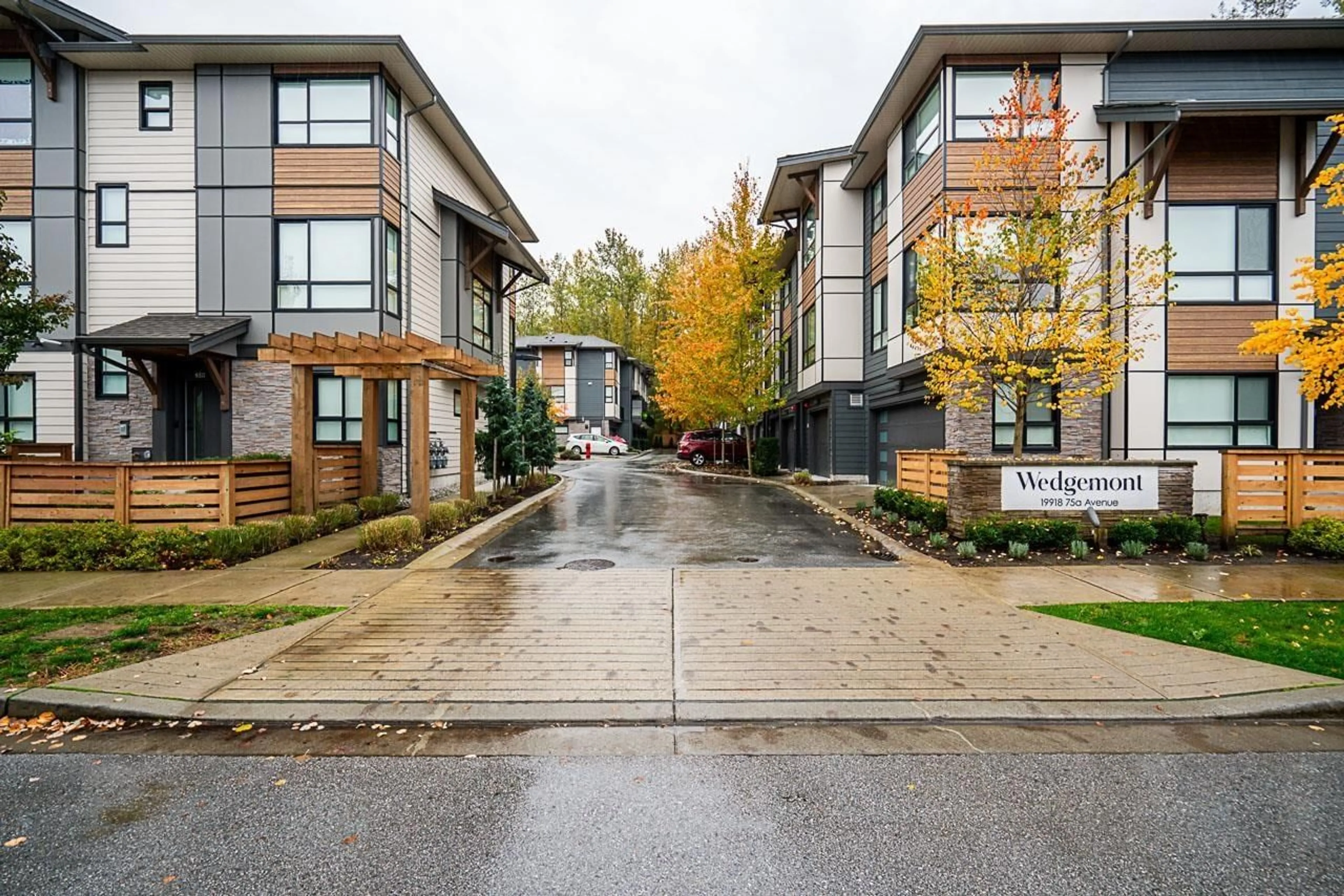 Patio, street for 6 - 19918 75A AVENUE, Langley British Columbia V2Y3L1