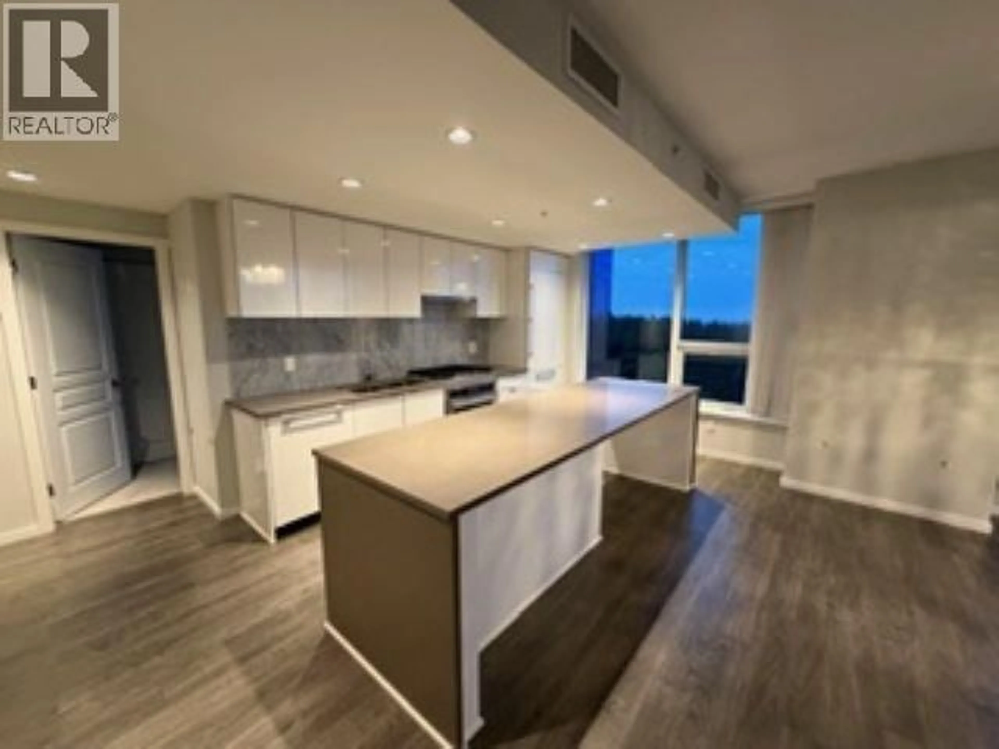 Open concept kitchen, unknown for 2307 - 5883 BARKER AVENUE, Burnaby British Columbia V5H0G4