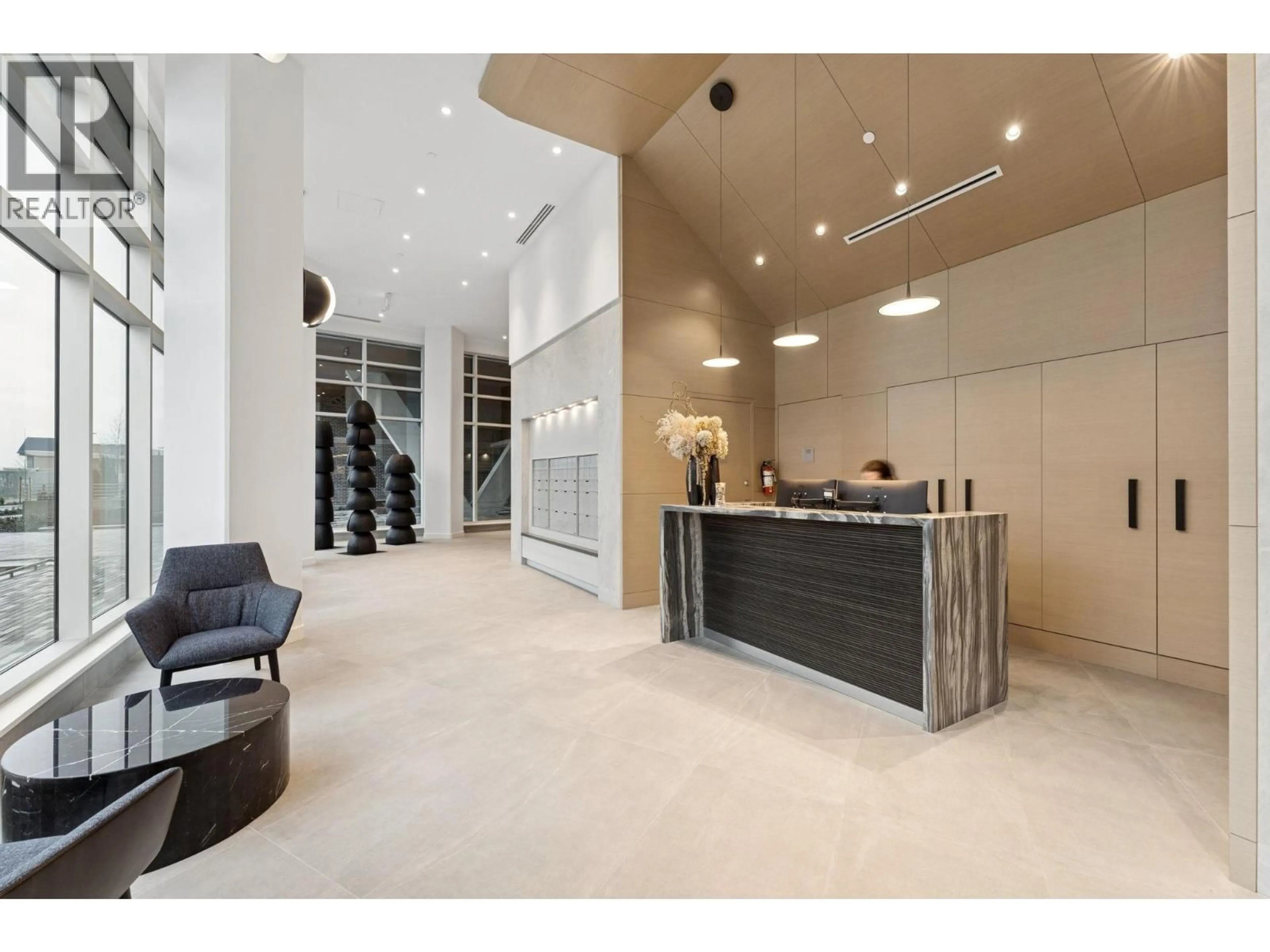 Indoor foyer for 317 - 755 HARBOURSIDE DRIVE, North Vancouver British Columbia V7P0G1