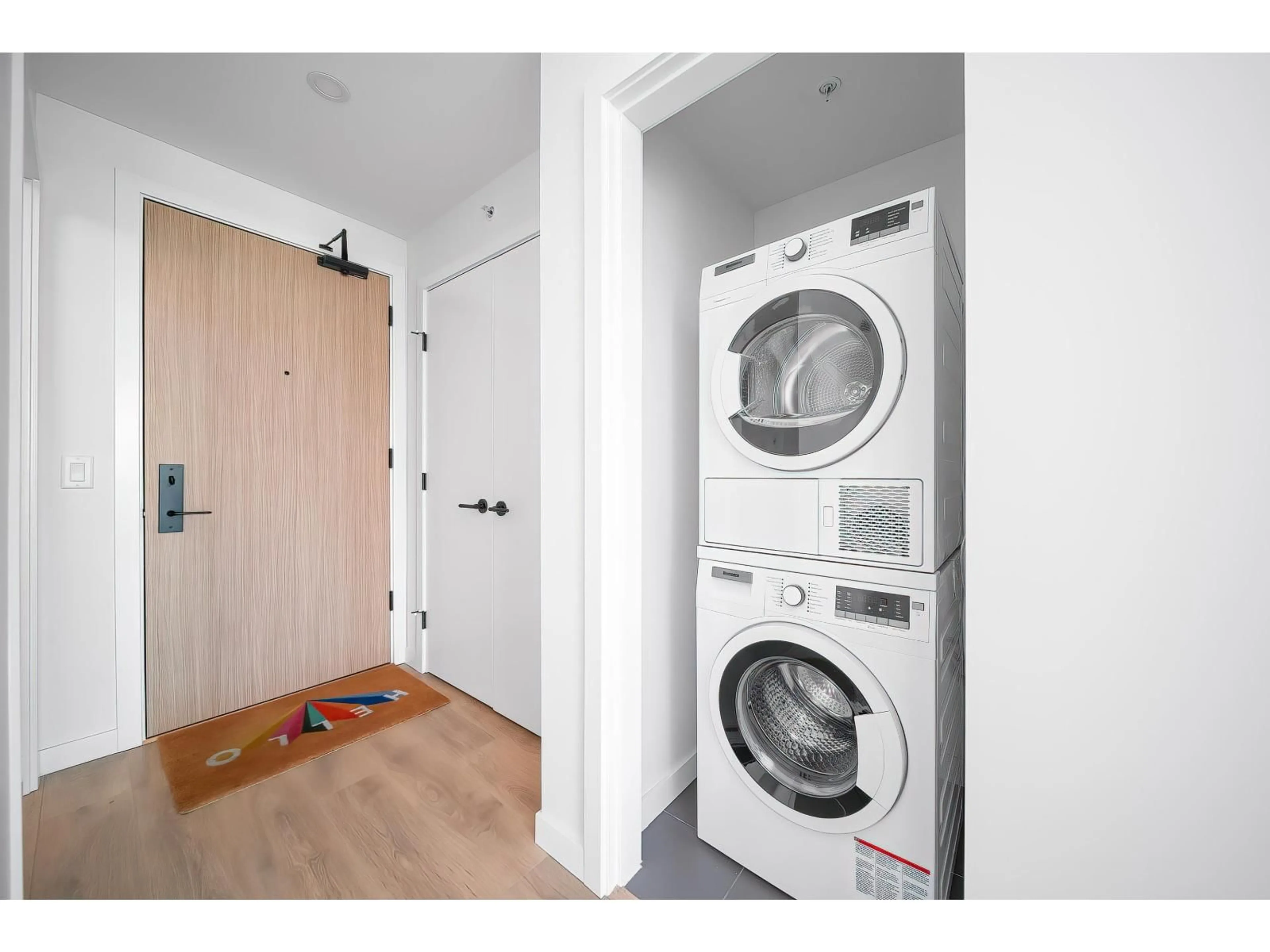 Laundry room for 609 - 13685 102 AVENUE, Surrey British Columbia V3T0S2