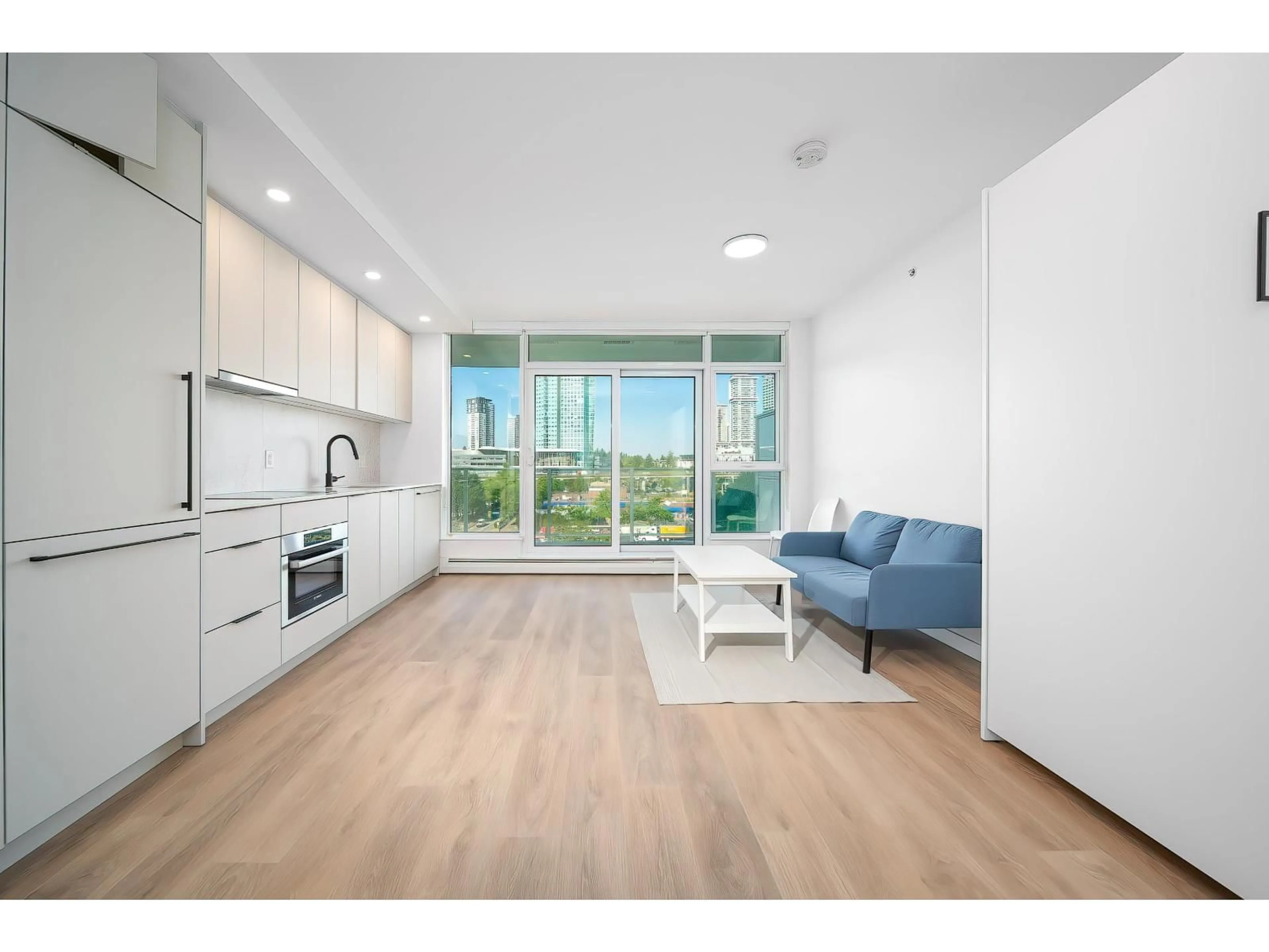 Unknown for 609 - 13685 102 AVENUE, Surrey British Columbia V3T0S2