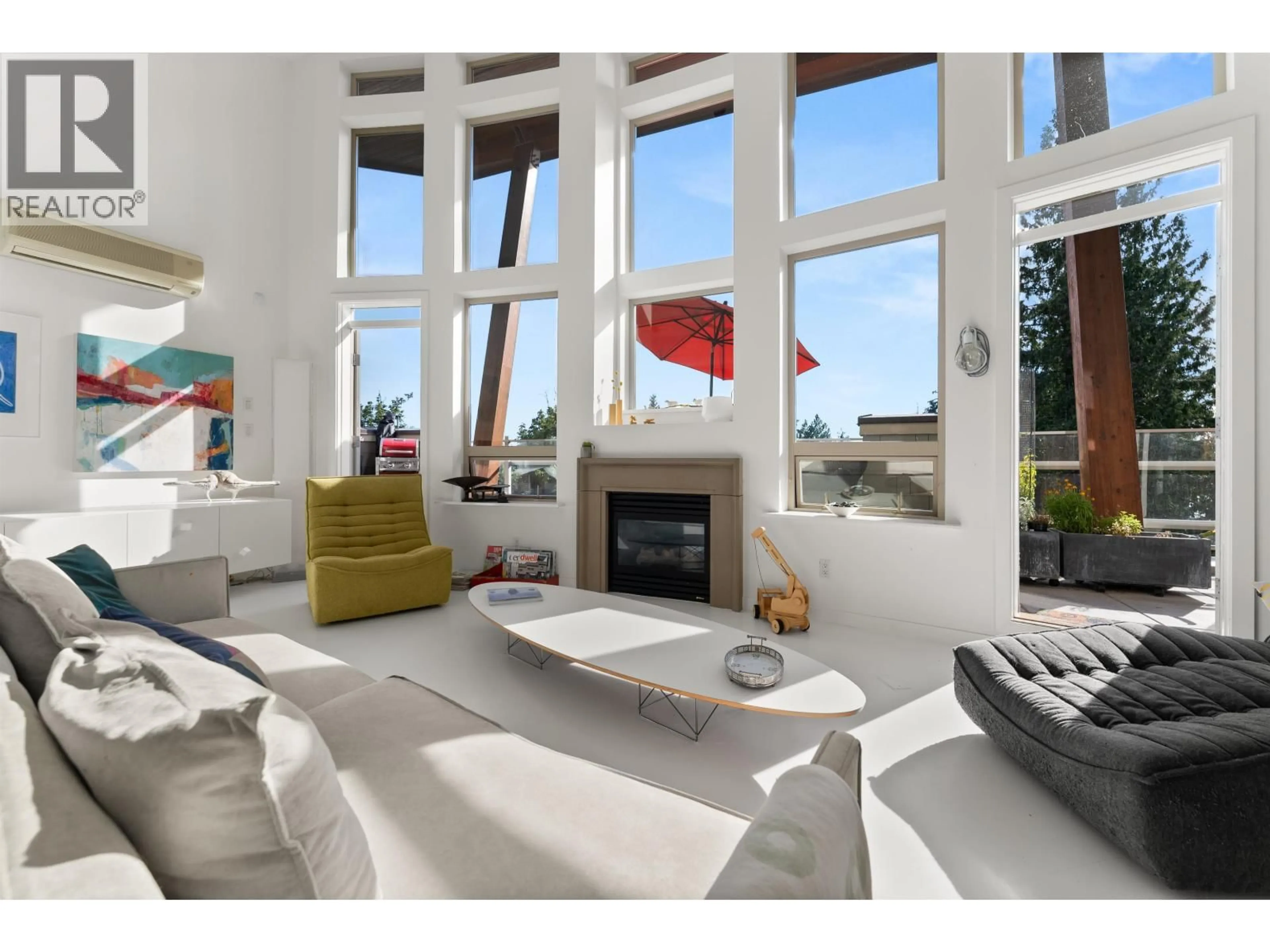 Living room with furniture, unknown for 501 - 560 RAVEN WOODS DRIVE, North Vancouver British Columbia V7G2T3