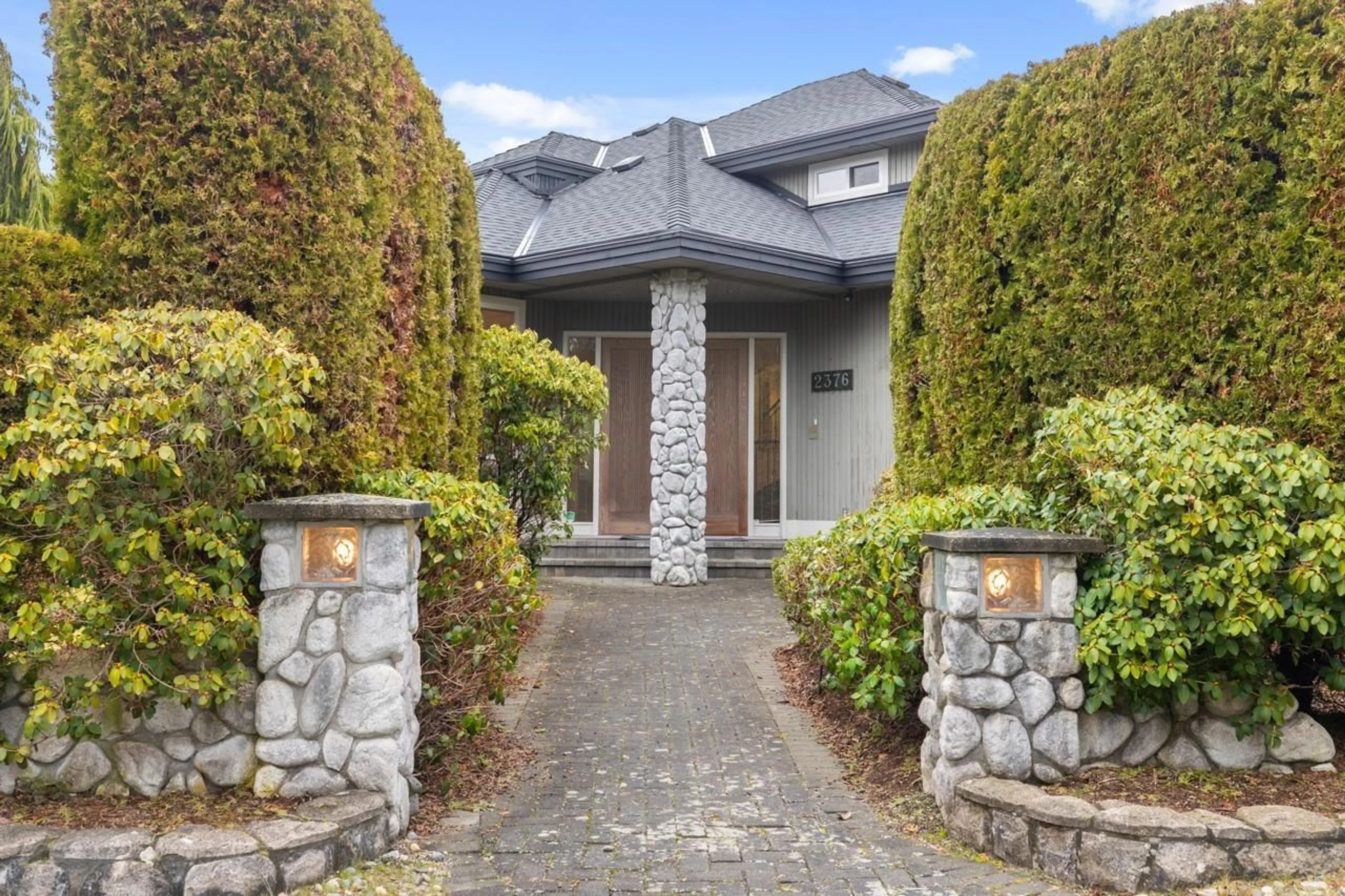 Unknown for 2376 134 STREET, Surrey British Columbia V4A9T9