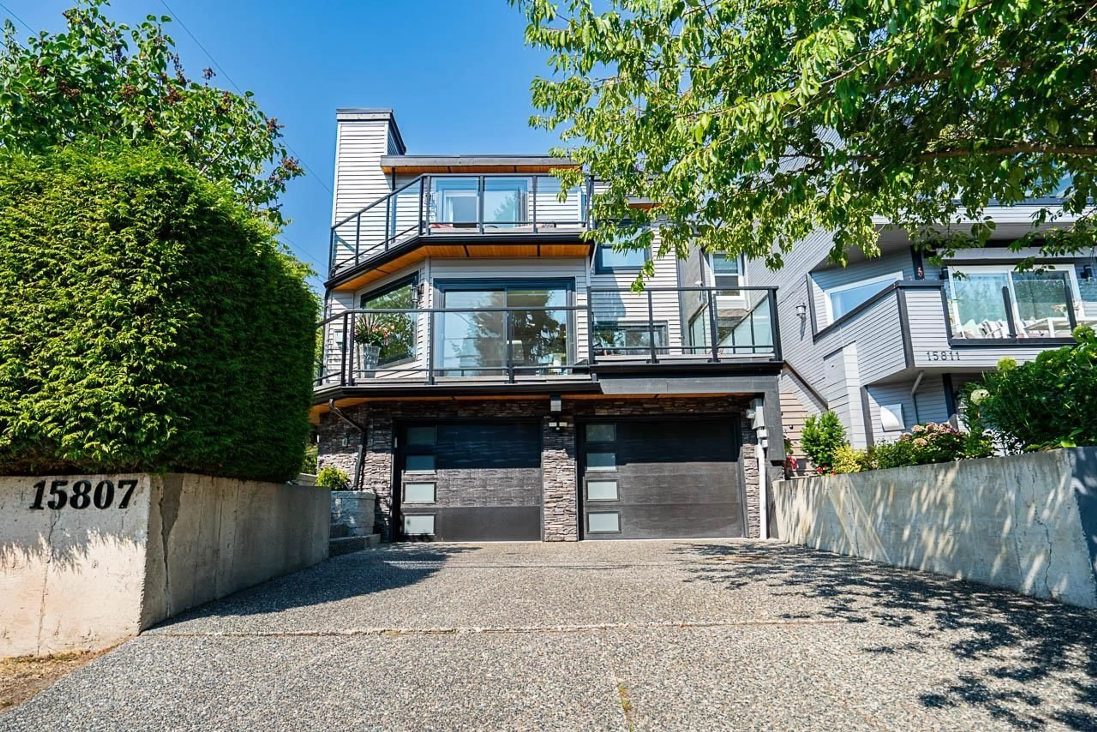 Home with brick exterior material, street for 15807 COLUMBIA AVENUE, White Rock British Columbia V4B5H7