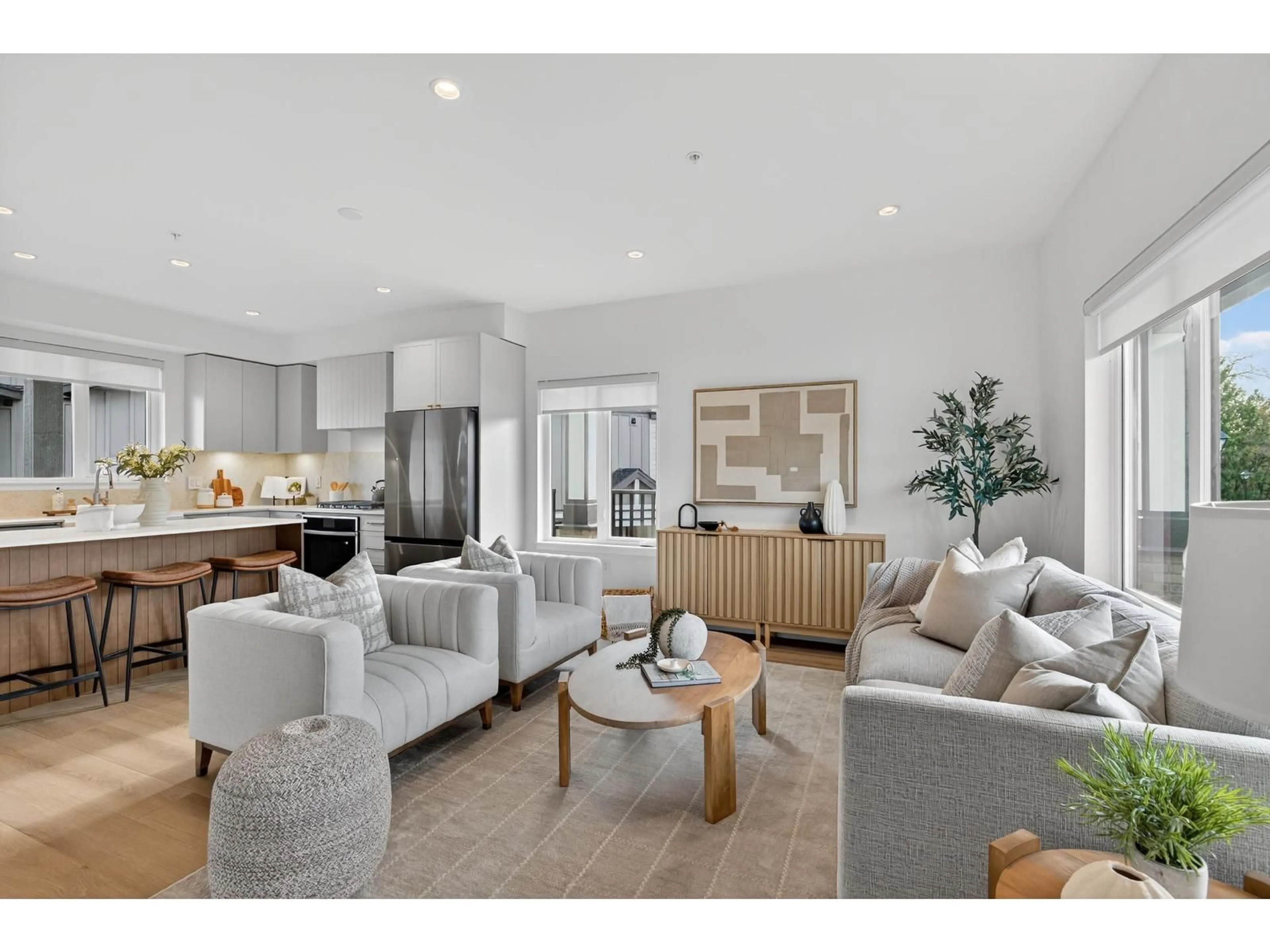 Living room with furniture, unknown for 6 - 6828 208A STREET, Langley British Columbia V2Y2R7