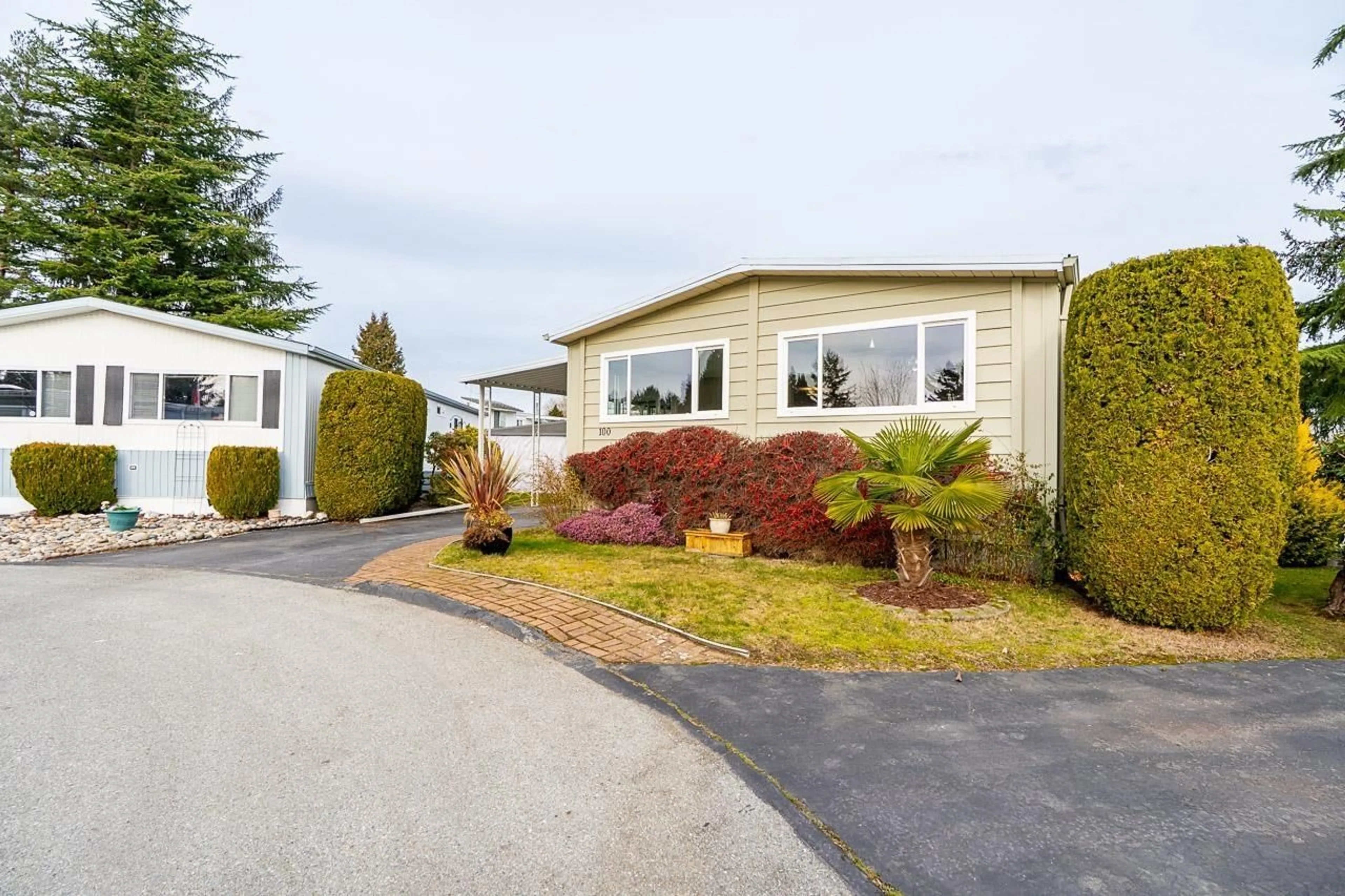 Home with vinyl exterior material, street for 100 - 15875 20TH AVENUE, Surrey British Columbia V4A2B1