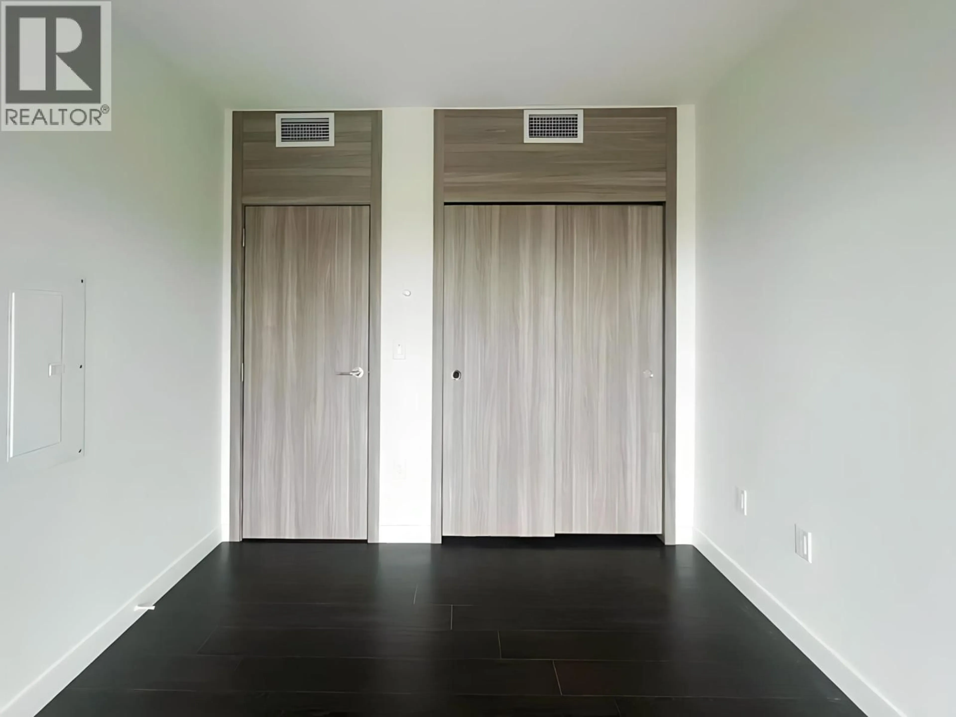 A pic of a room for 1107 - 4890 LOUGHEED HIGHWAY, Burnaby British Columbia V5C0N2