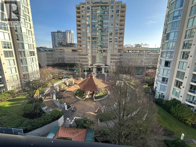 401 - 710 SEVENTH AVENUE, New Westminster 4