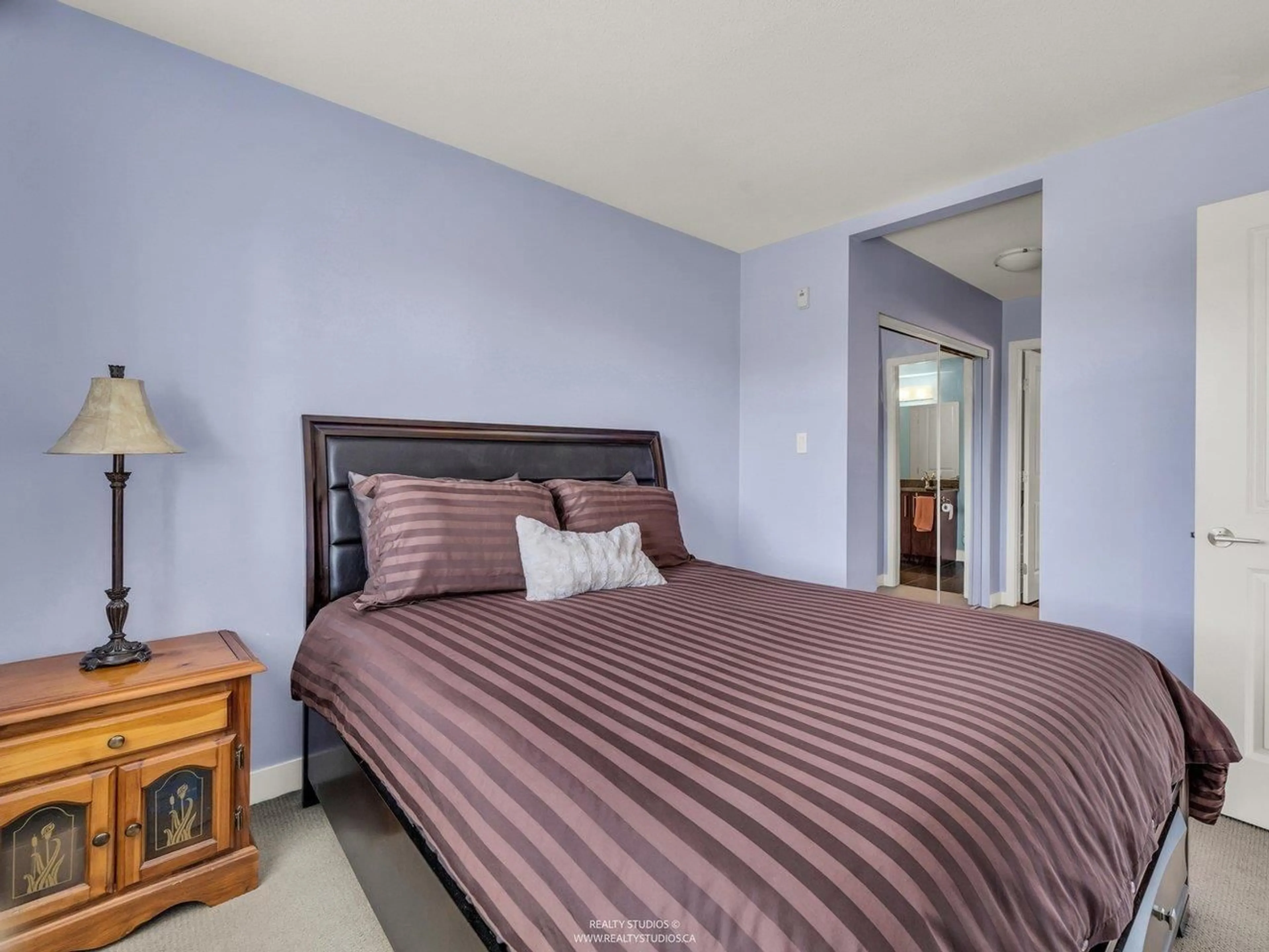 Bedroom with bed, unknown for 414 - 15735 CROYDON DRIVE, Surrey British Columbia V3Z2L5