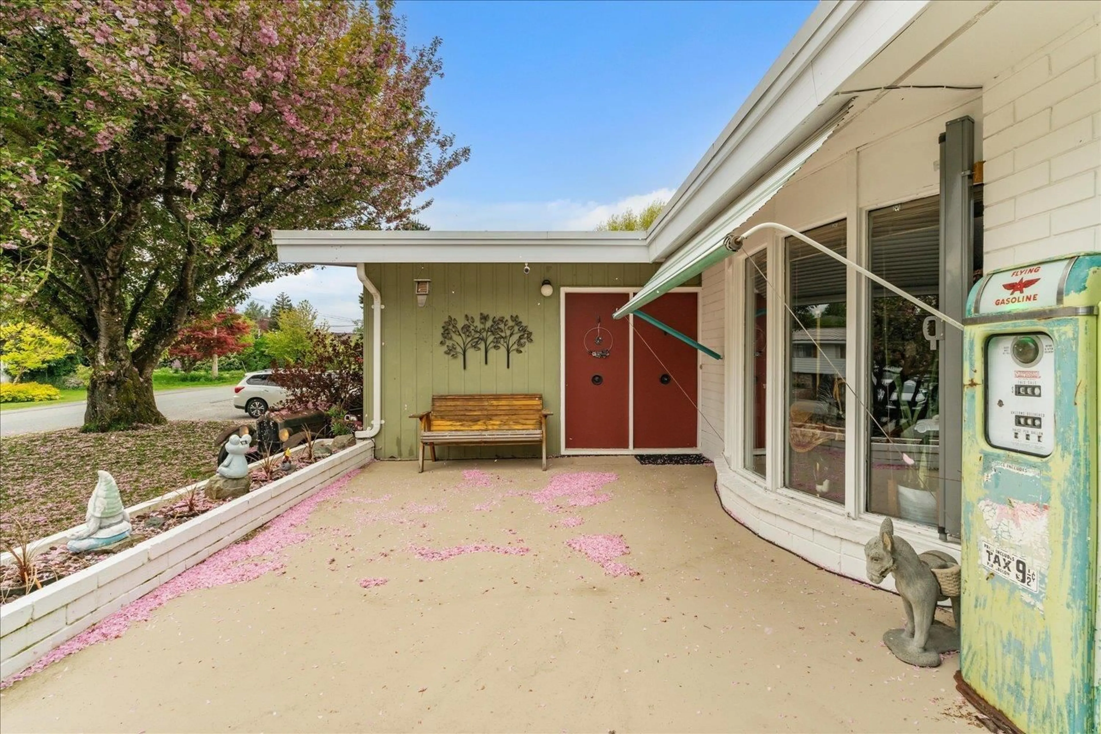 Unknown for 33255 PLAXTON CRESCENT, Abbotsford British Columbia V2S1V8