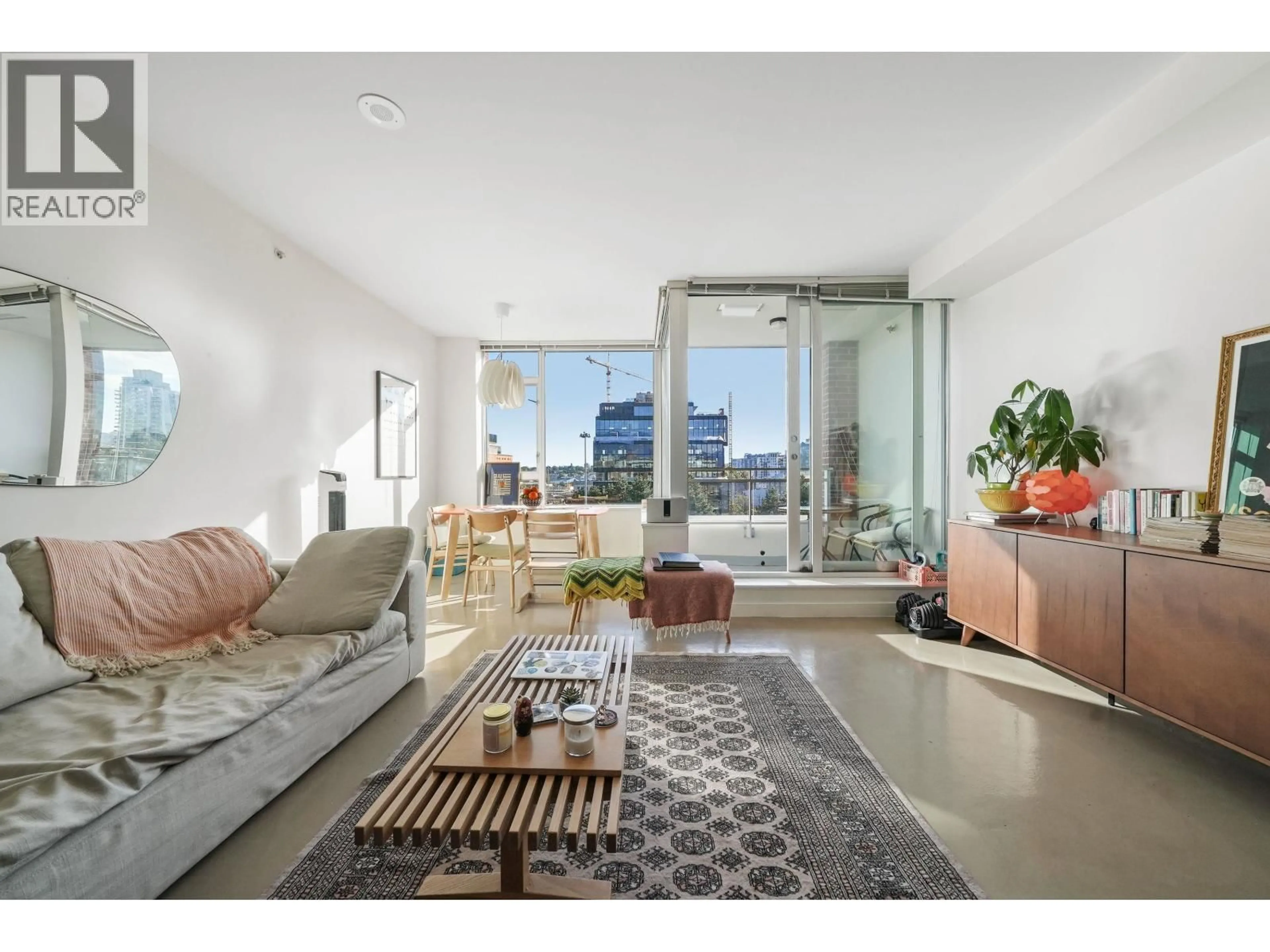 Living room with furniture, unknown for 715 - 221 UNION STREET, Vancouver British Columbia V6A0B4