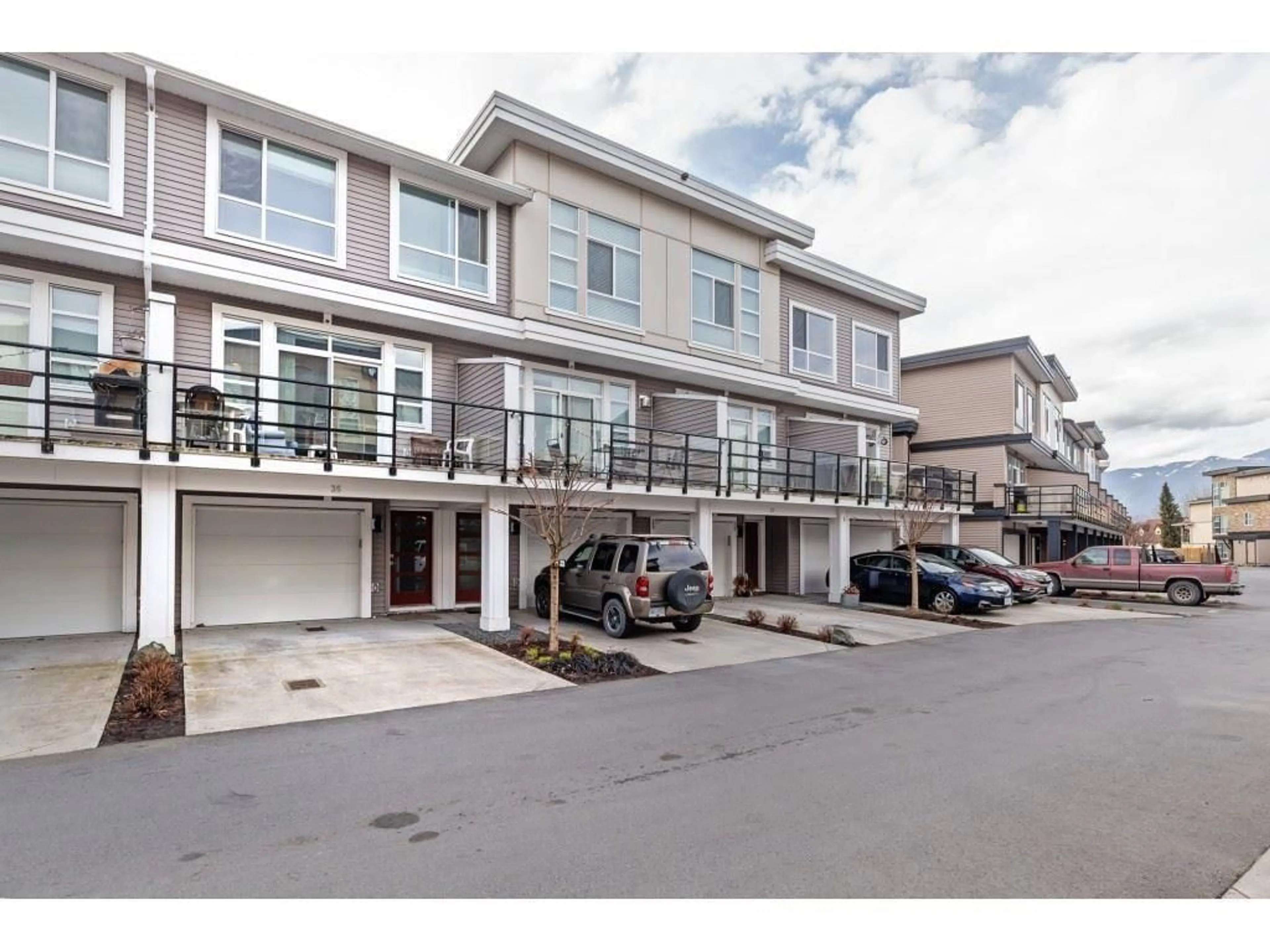 Unknown for 35 - 8413 MIDTOWN WAY, Chilliwack British Columbia V2P0G7
