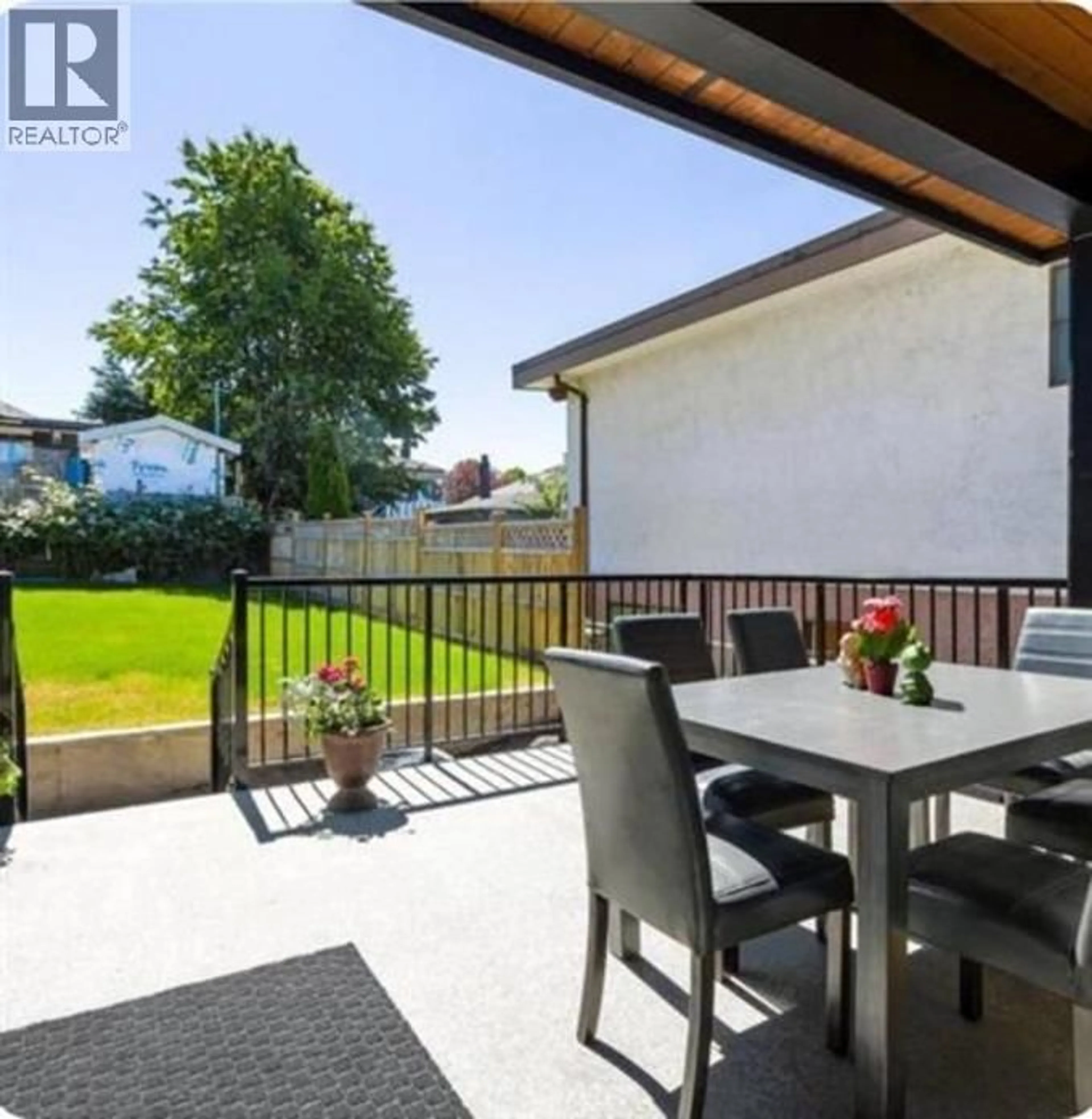 Patio, street for 4666 EARLES STREET, Vancouver British Columbia V5R3R2