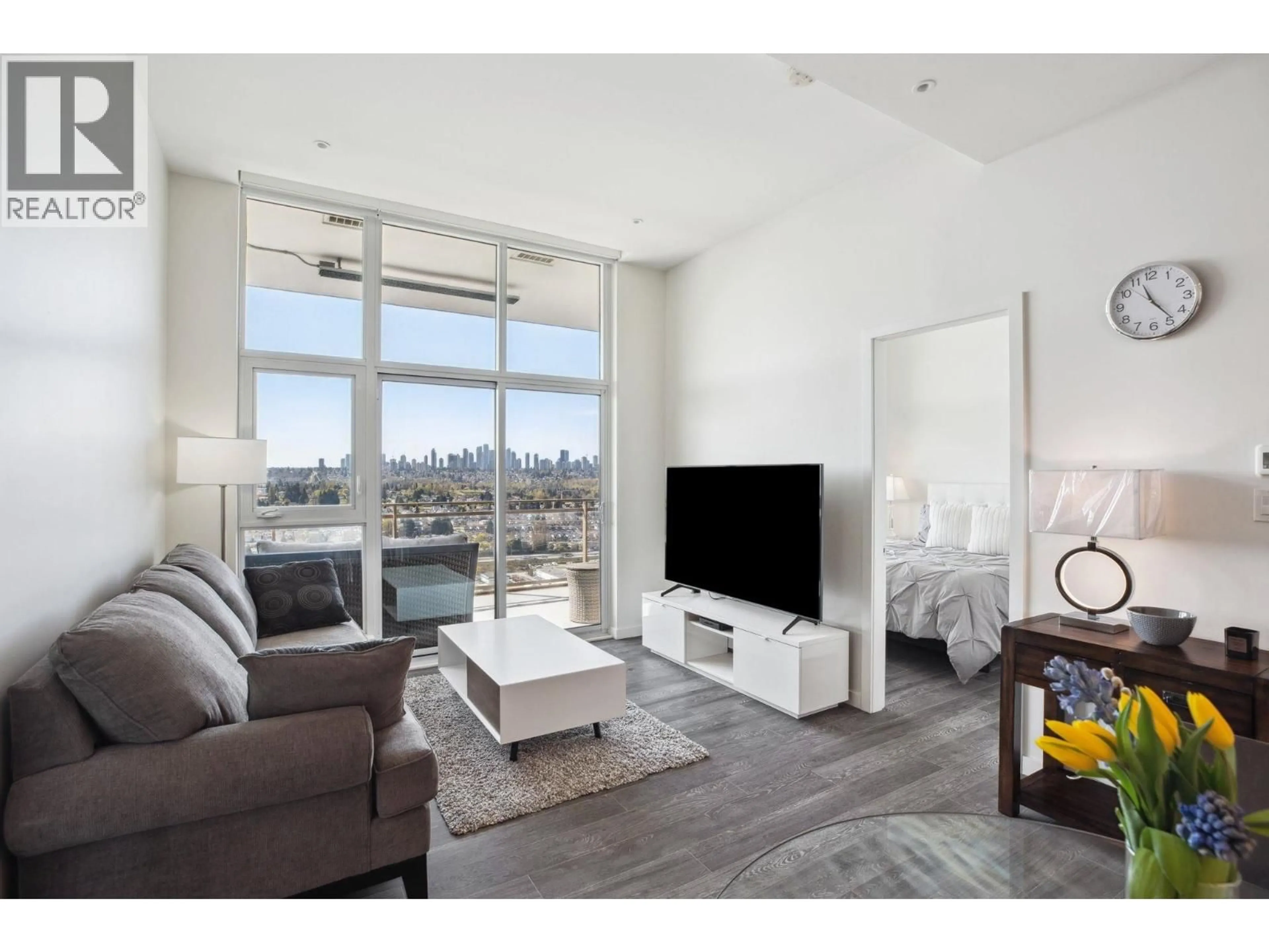 Living room with furniture, unknown for 3103 - 5333 GORING STREET, Burnaby British Columbia V5B0B6