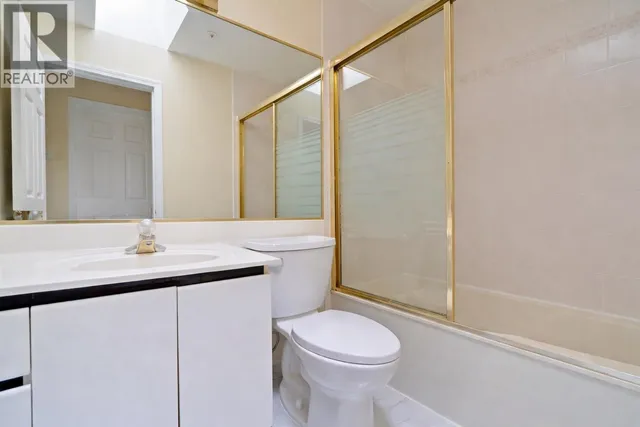 7138 FRASER STREET, Vancouver 5