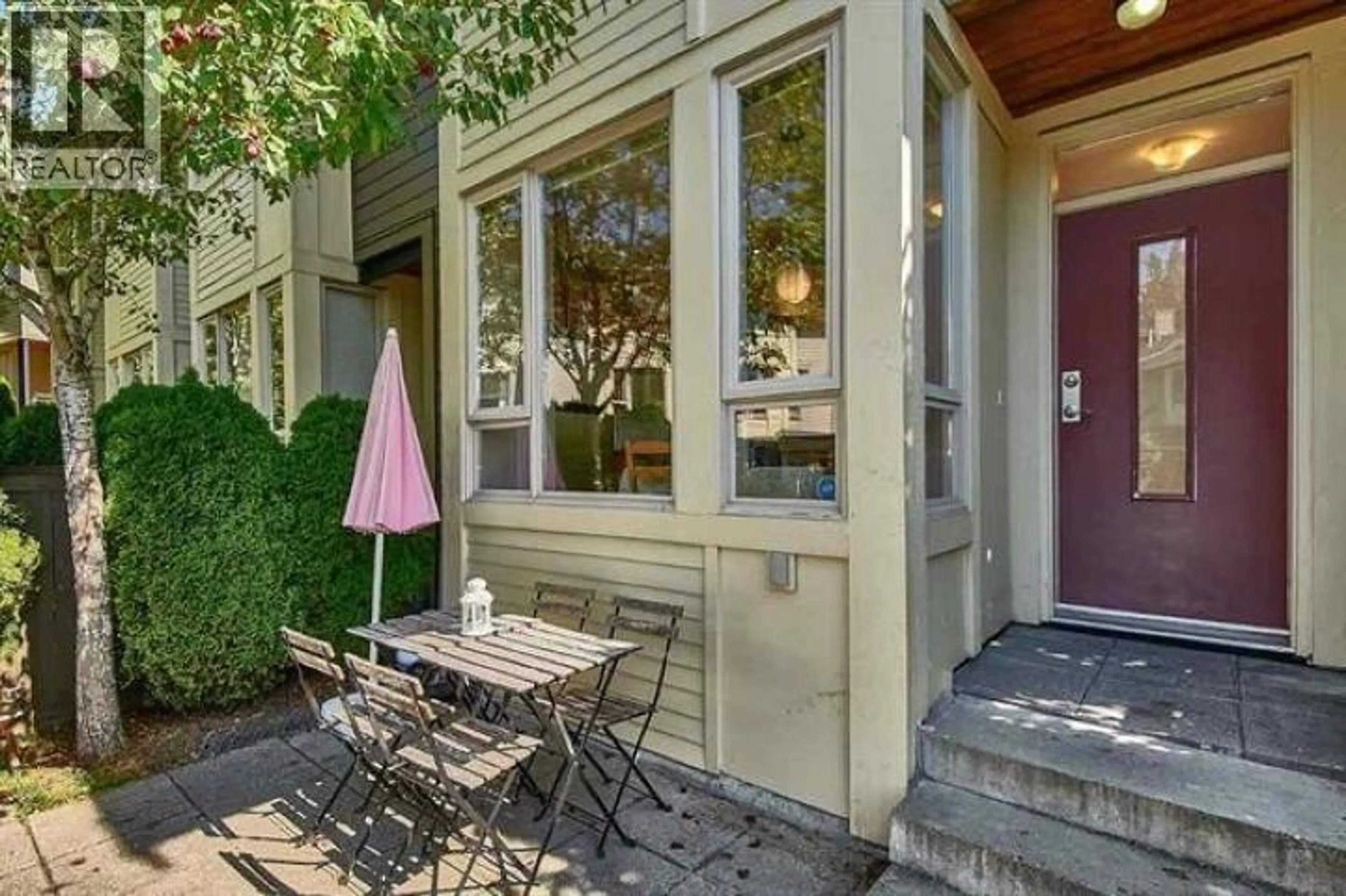 Patio, street for 132 - 9229 UNIVERSITY CRESCENT, Burnaby British Columbia V5A4Z2