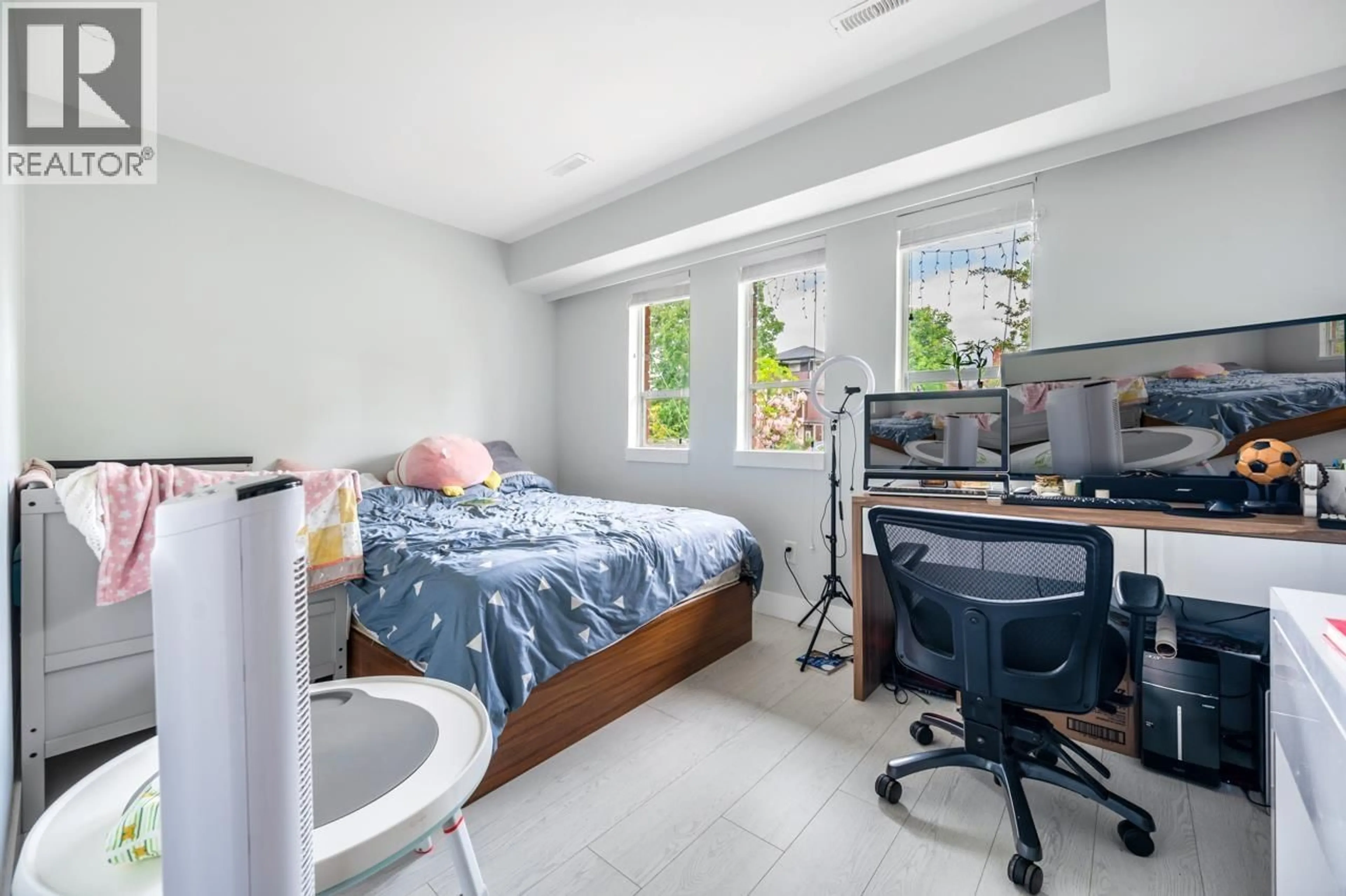 A pic of a room for 2236 34TH AVENUE, Vancouver British Columbia V5P1B1