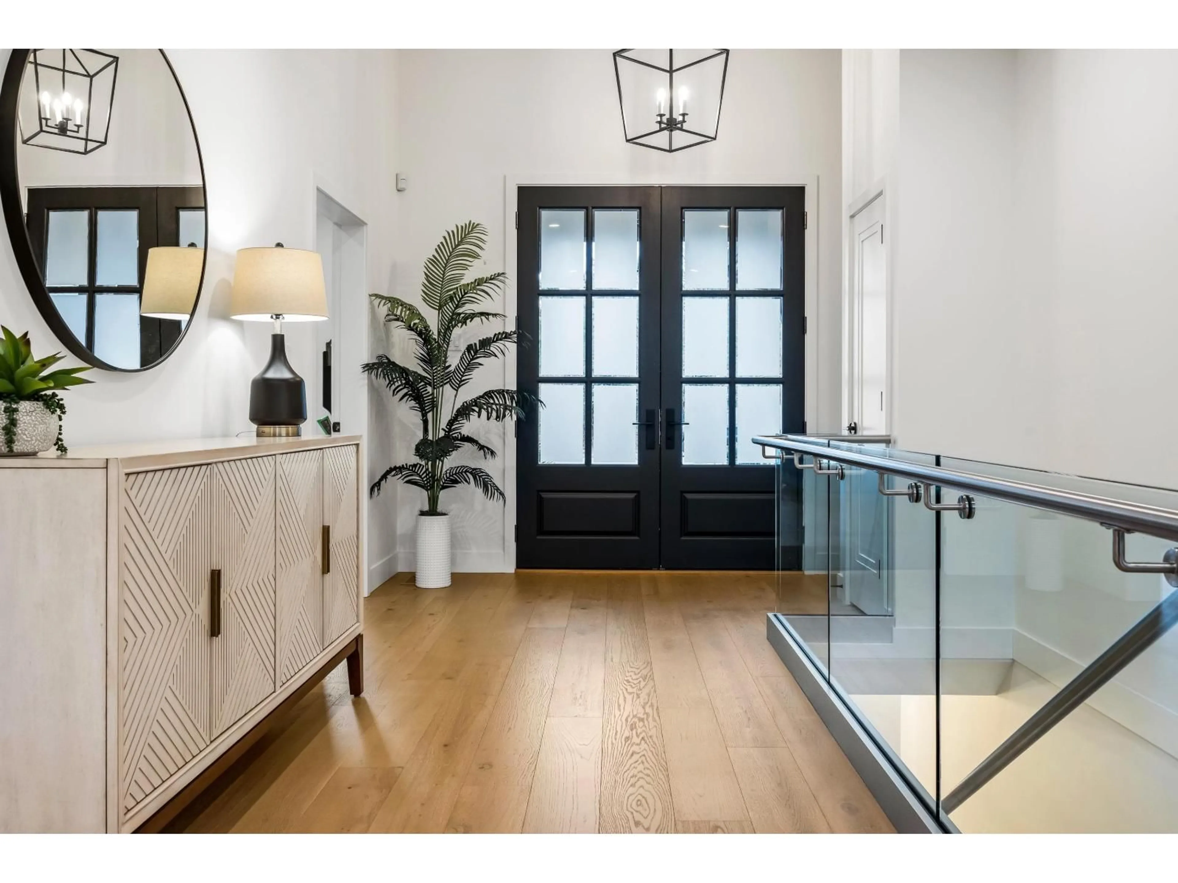 Indoor entryway for 52810 BUNKER ROAD, Chilliwack British Columbia V0X1X1