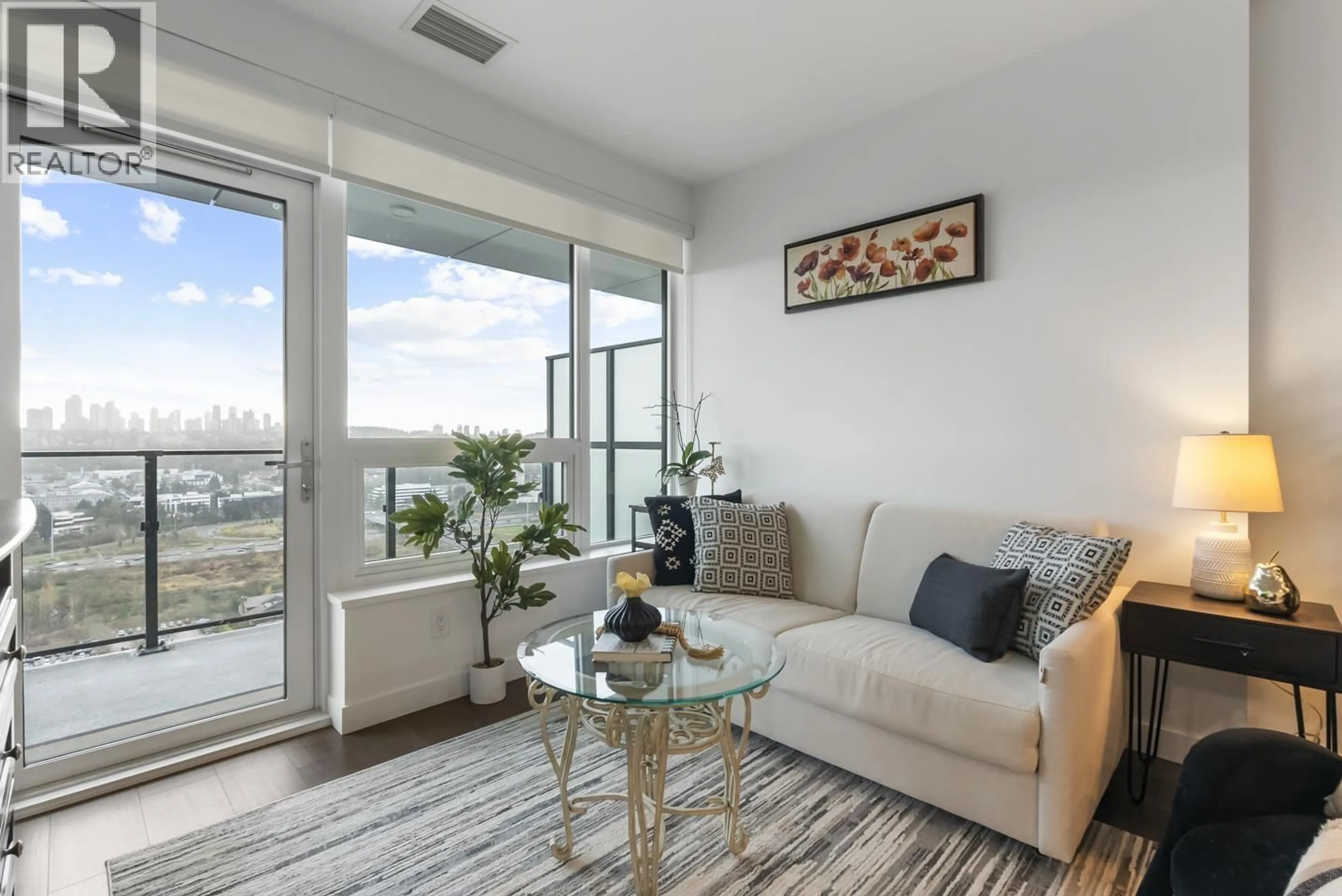 Living room with furniture, unknown for 2504 - 2425 ALPHA AVENUE, Burnaby British Columbia V5C0N6