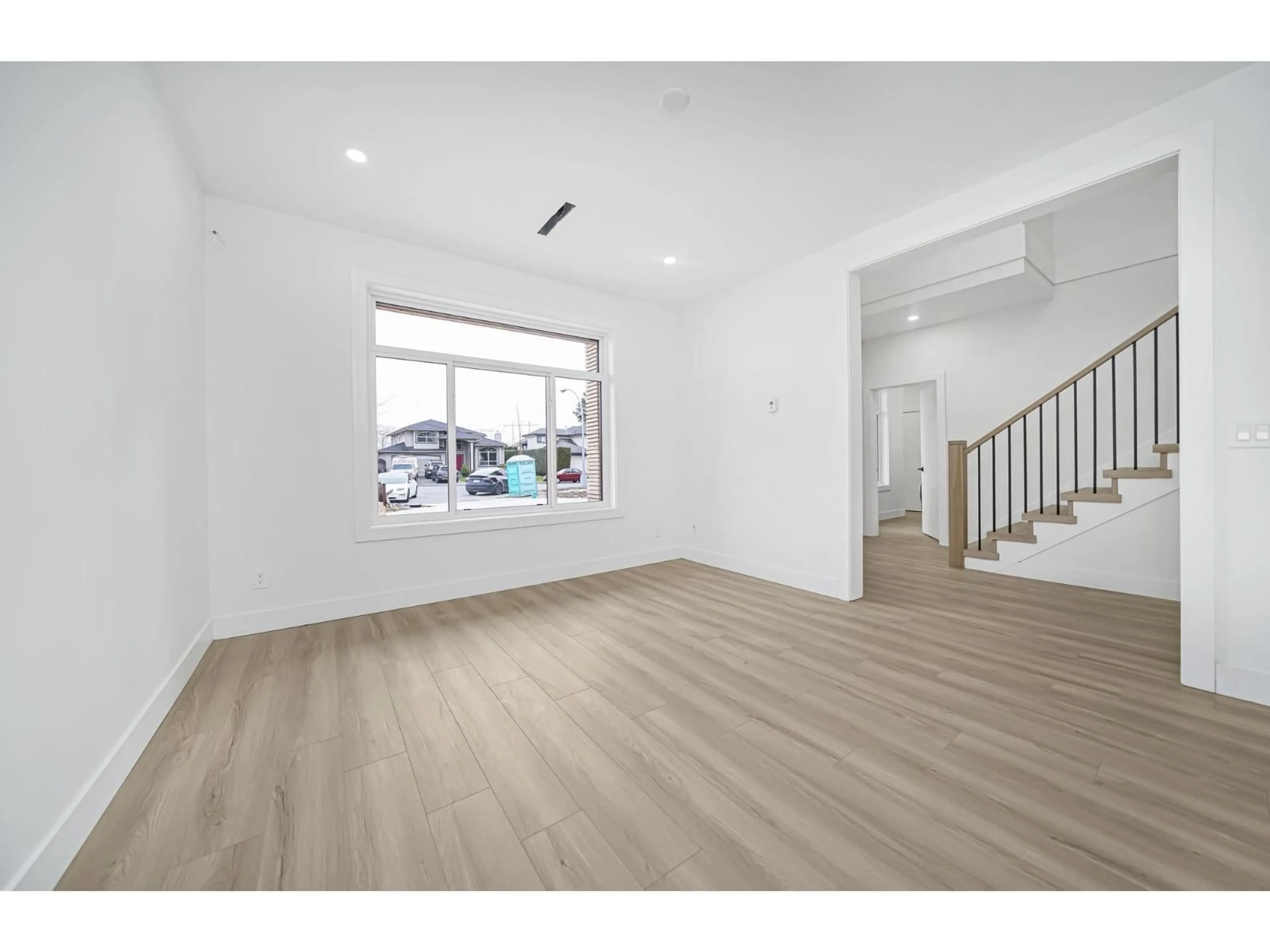 Unknown for 5839 185A STREET, Surrey British Columbia V3S7H3