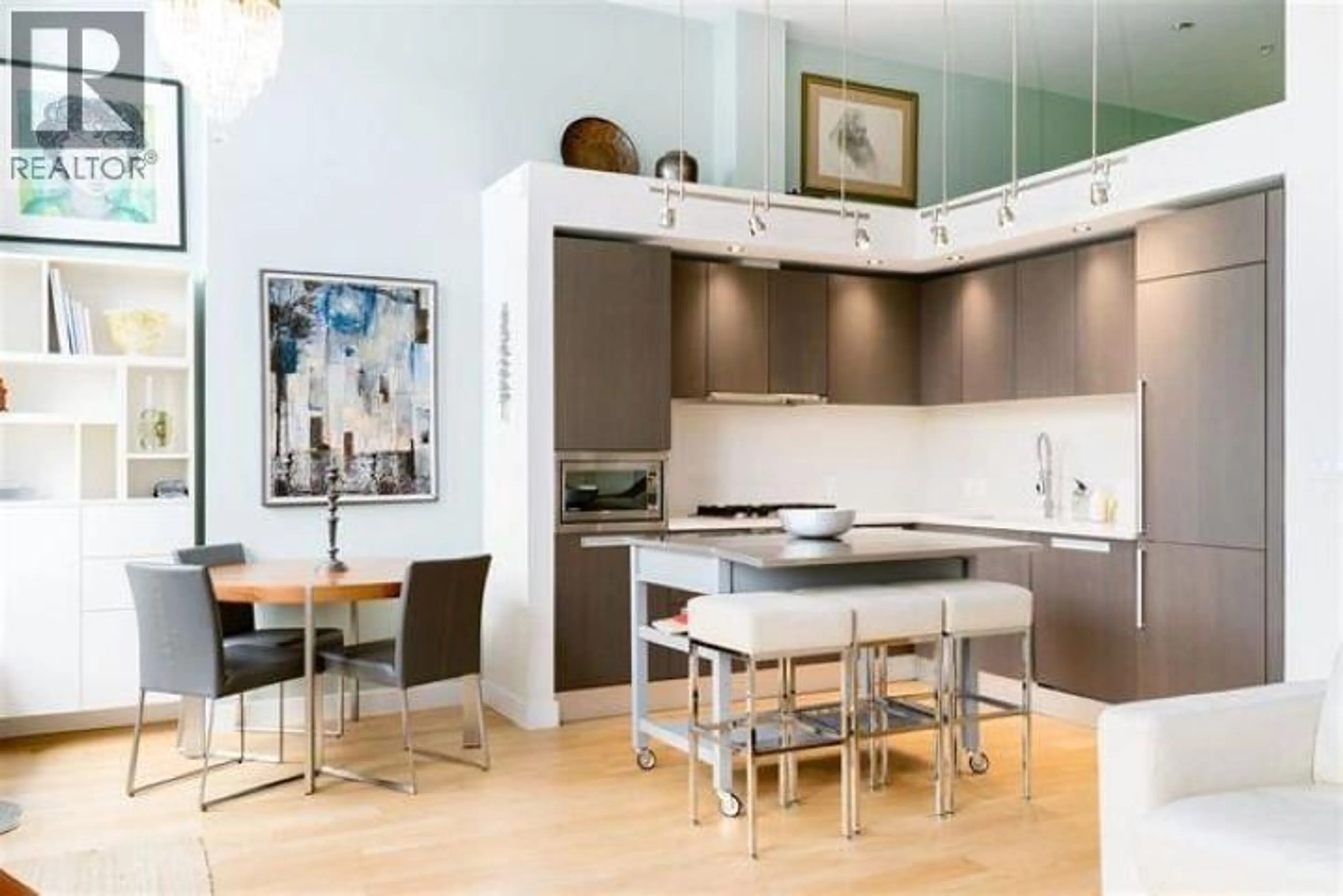 Contemporary kitchen, unknown for 296 1ST AVENUE, Vancouver British Columbia V5Y3T2