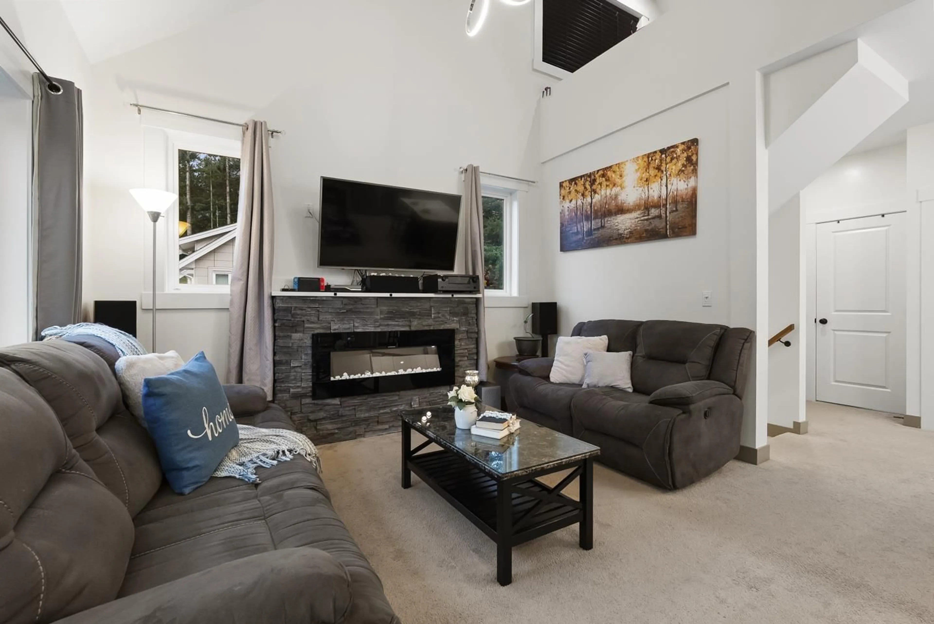 Living room with furniture, unknown for 3 - 548 PARK STREET, Hope British Columbia V0X1L0