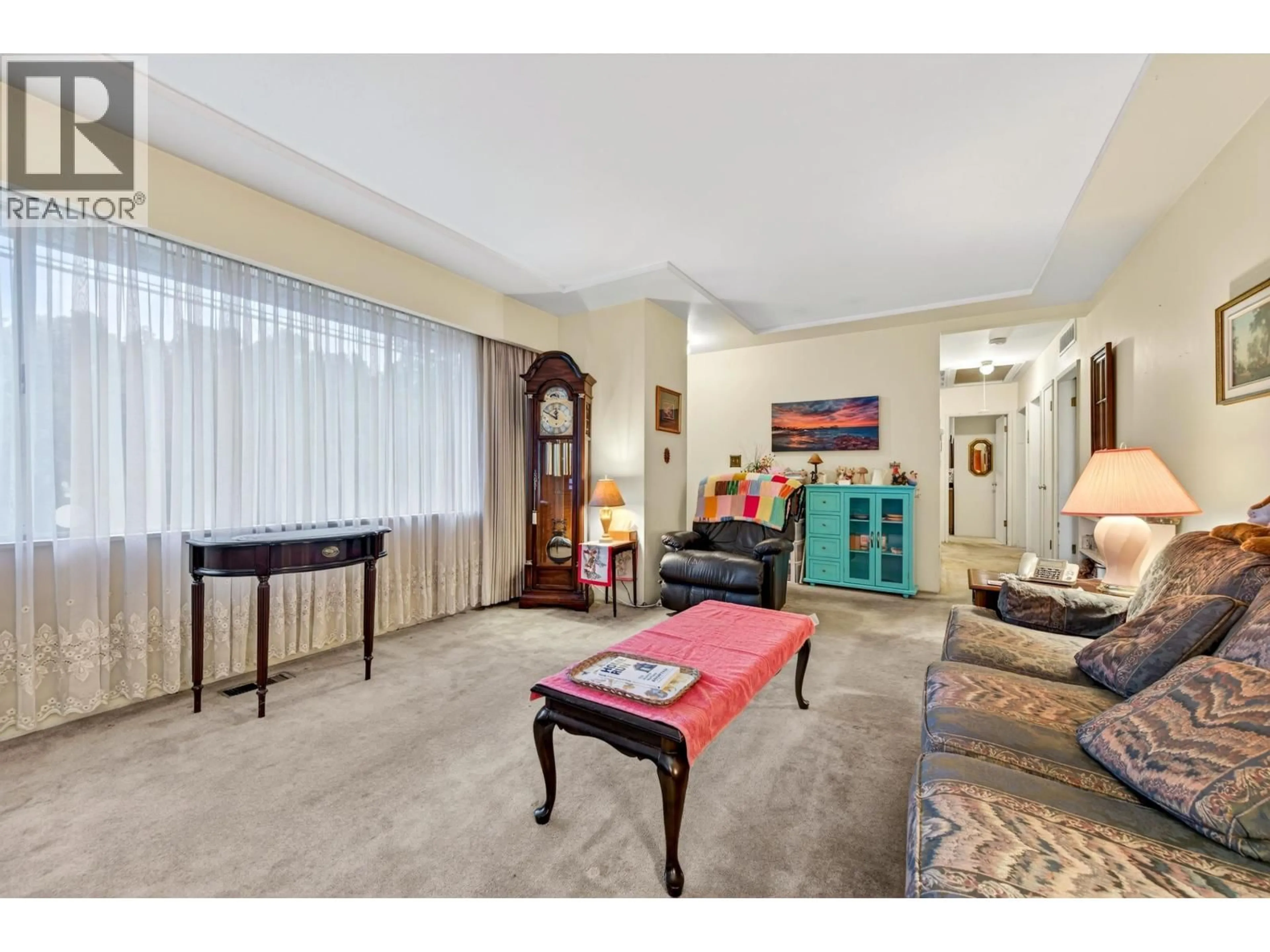 Living room with furniture, unknown for 3820 FRANCIS ROAD, Richmond British Columbia V7C1J7