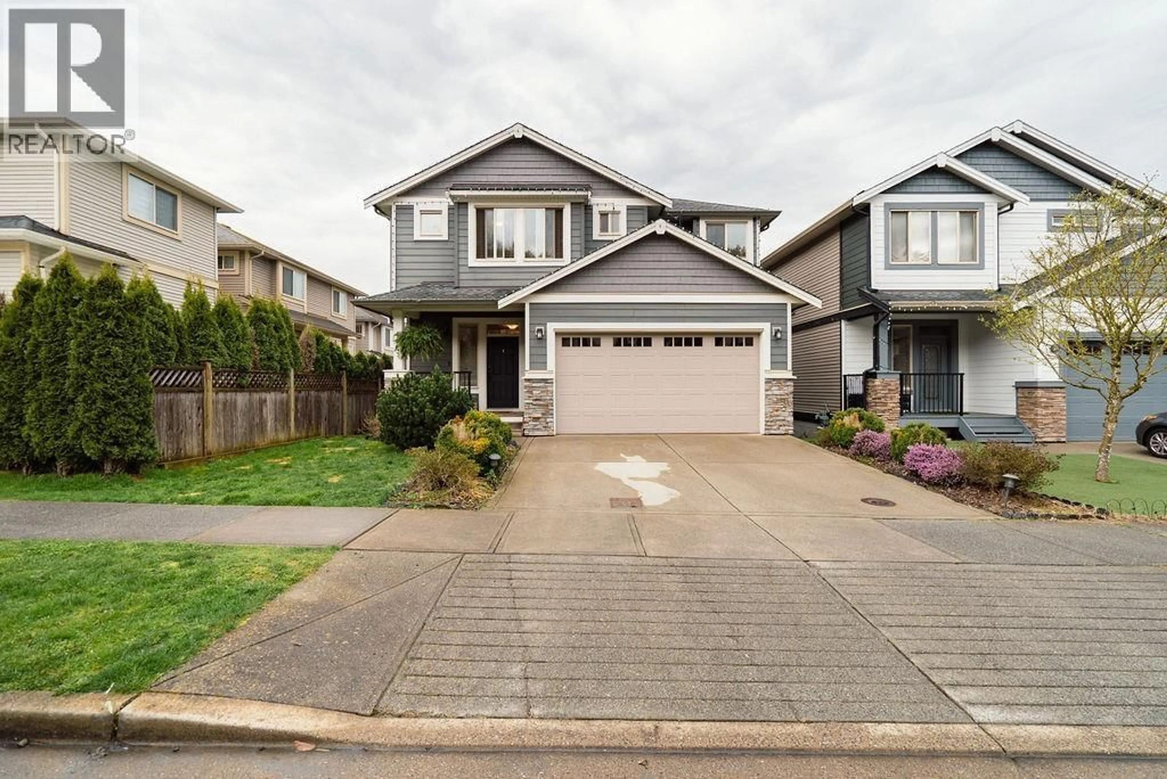 Home with vinyl exterior material, street for 10543 248 STREET, Maple Ridge British Columbia V2W0G2