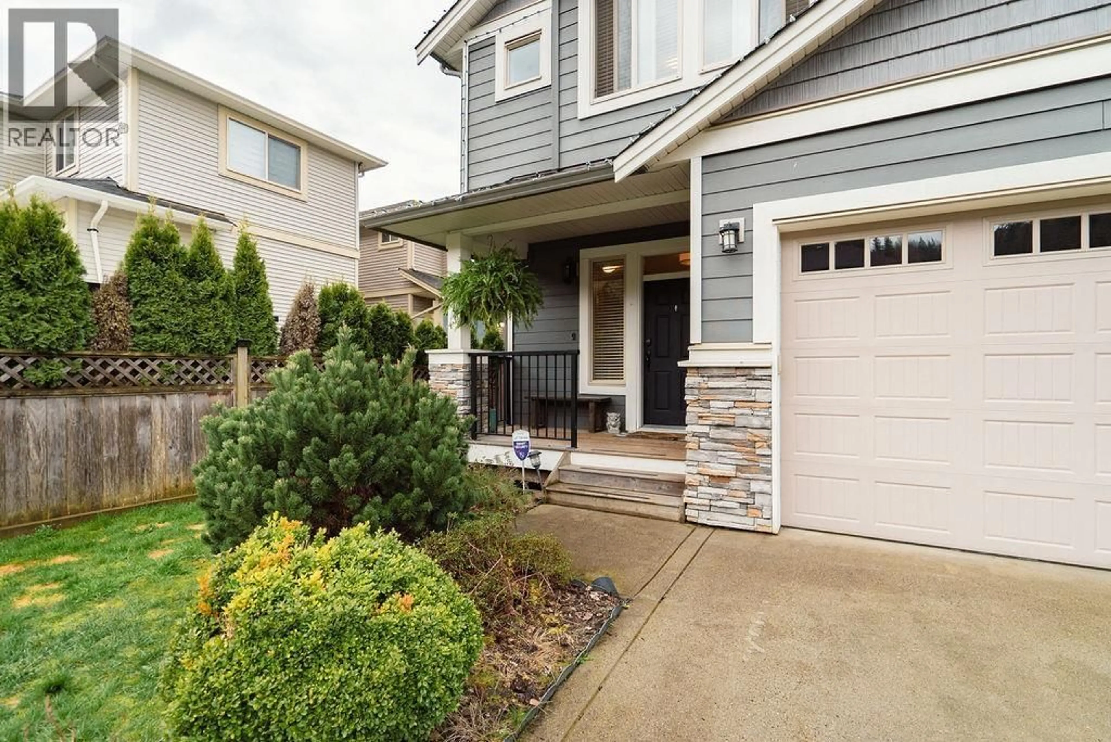 Home with vinyl exterior material, street for 10543 248 STREET, Maple Ridge British Columbia V2W0G2