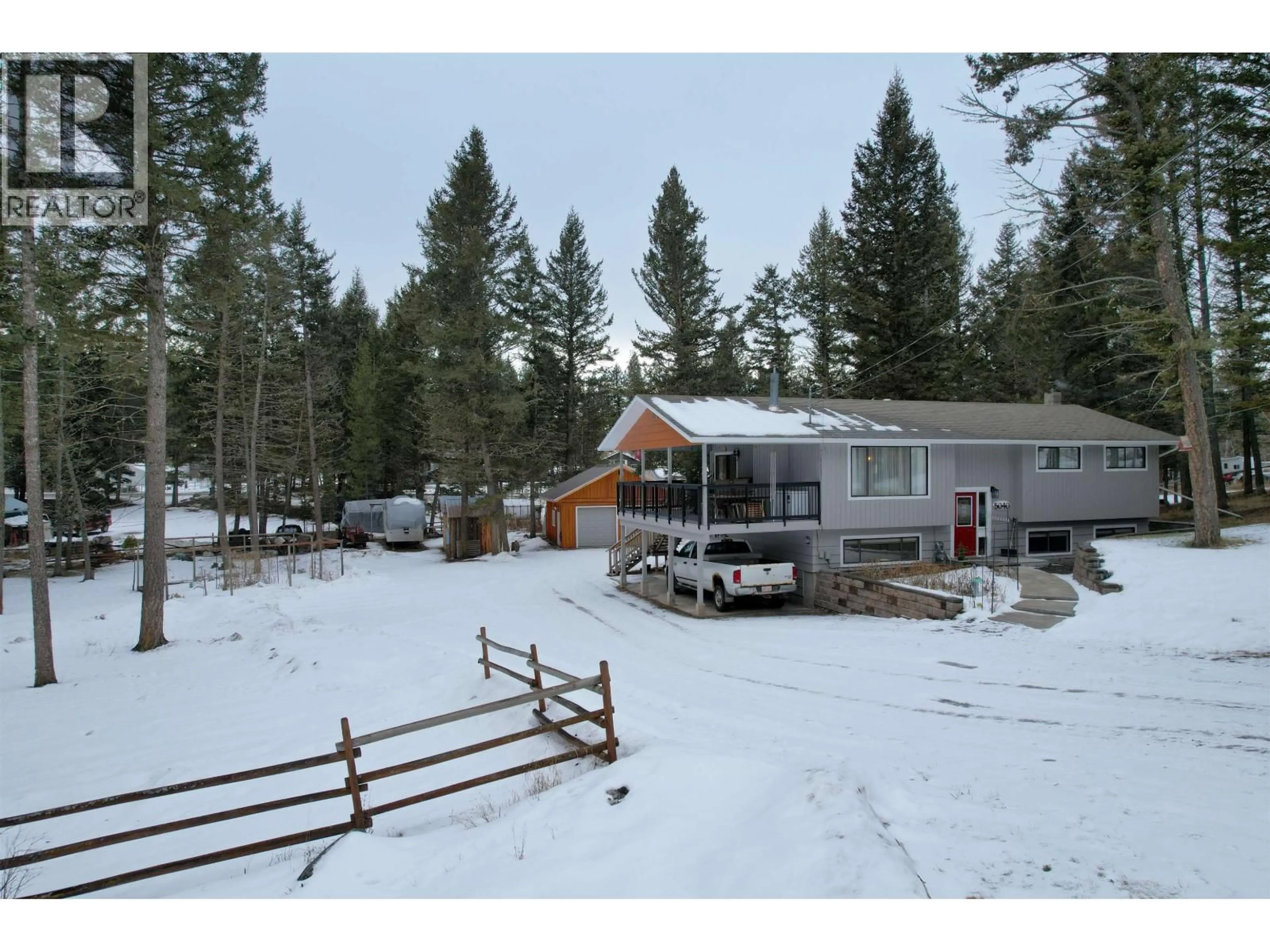 A pic from outside/outdoor area/front of a property/back of a property/a pic from drone, mountain view for 5040 HANSEN COURT, 108 Mile Ranch British Columbia V0K2Z0