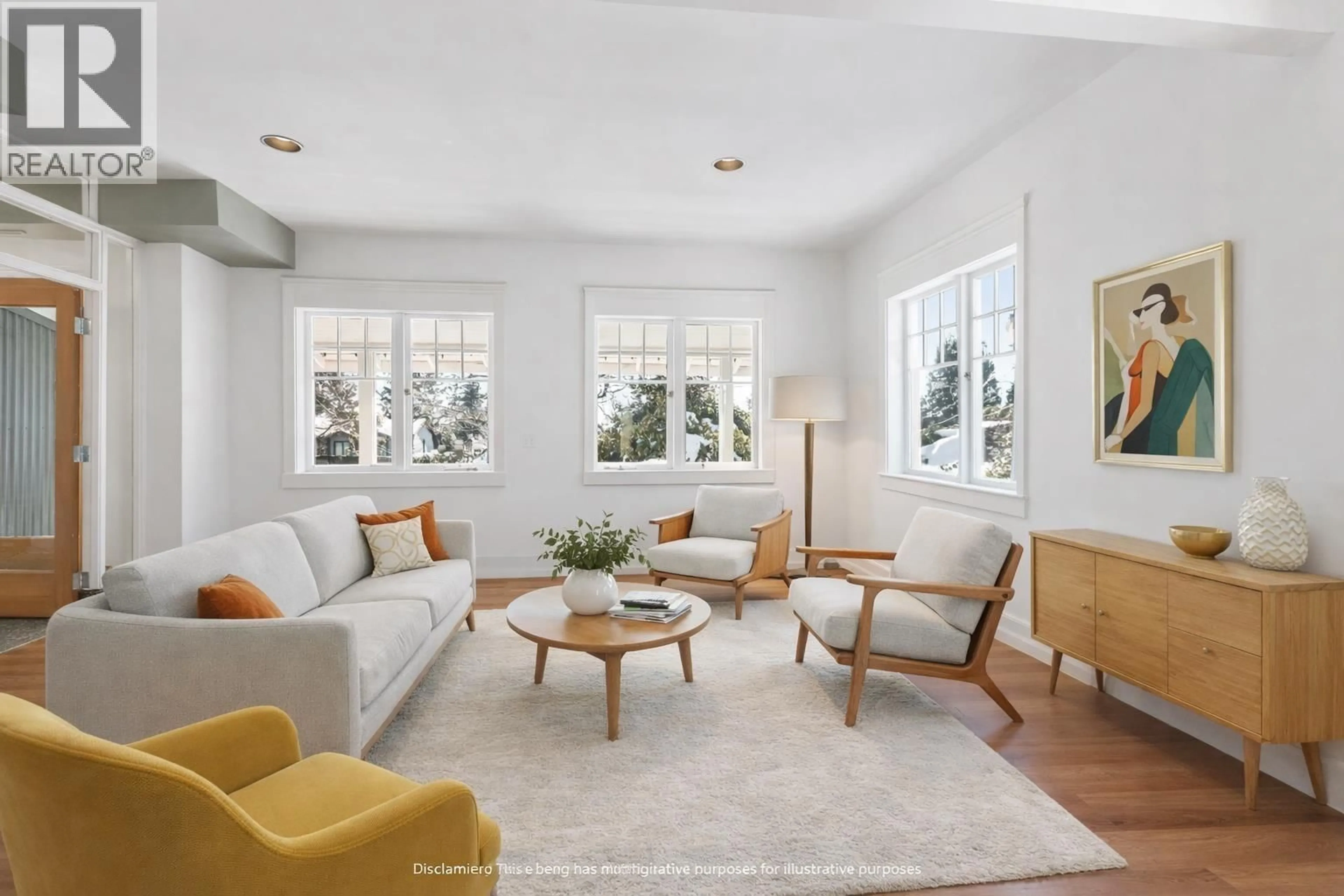 Living room with furniture, unknown for 2433 MATHERS AVENUE, West Vancouver British Columbia V7V2H9