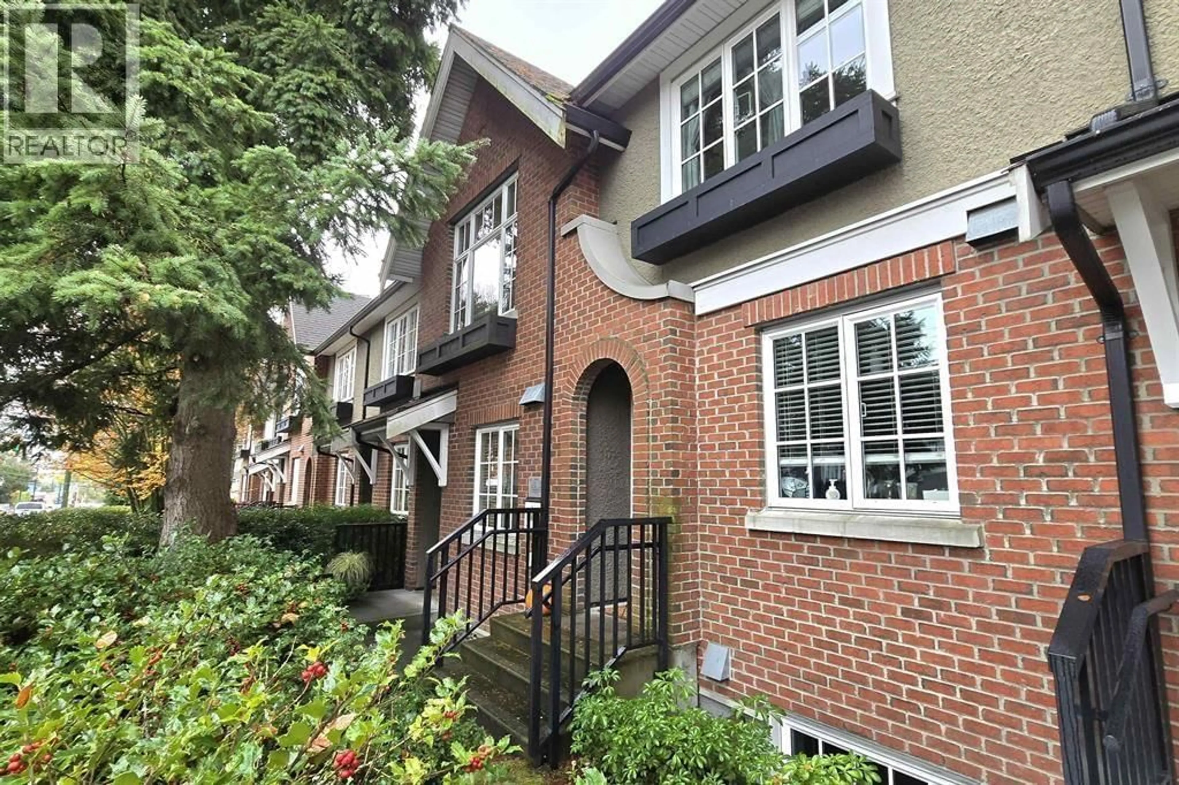 Home with brick exterior material, street for 5467 DUNBAR STREET, Vancouver British Columbia V6N1W4