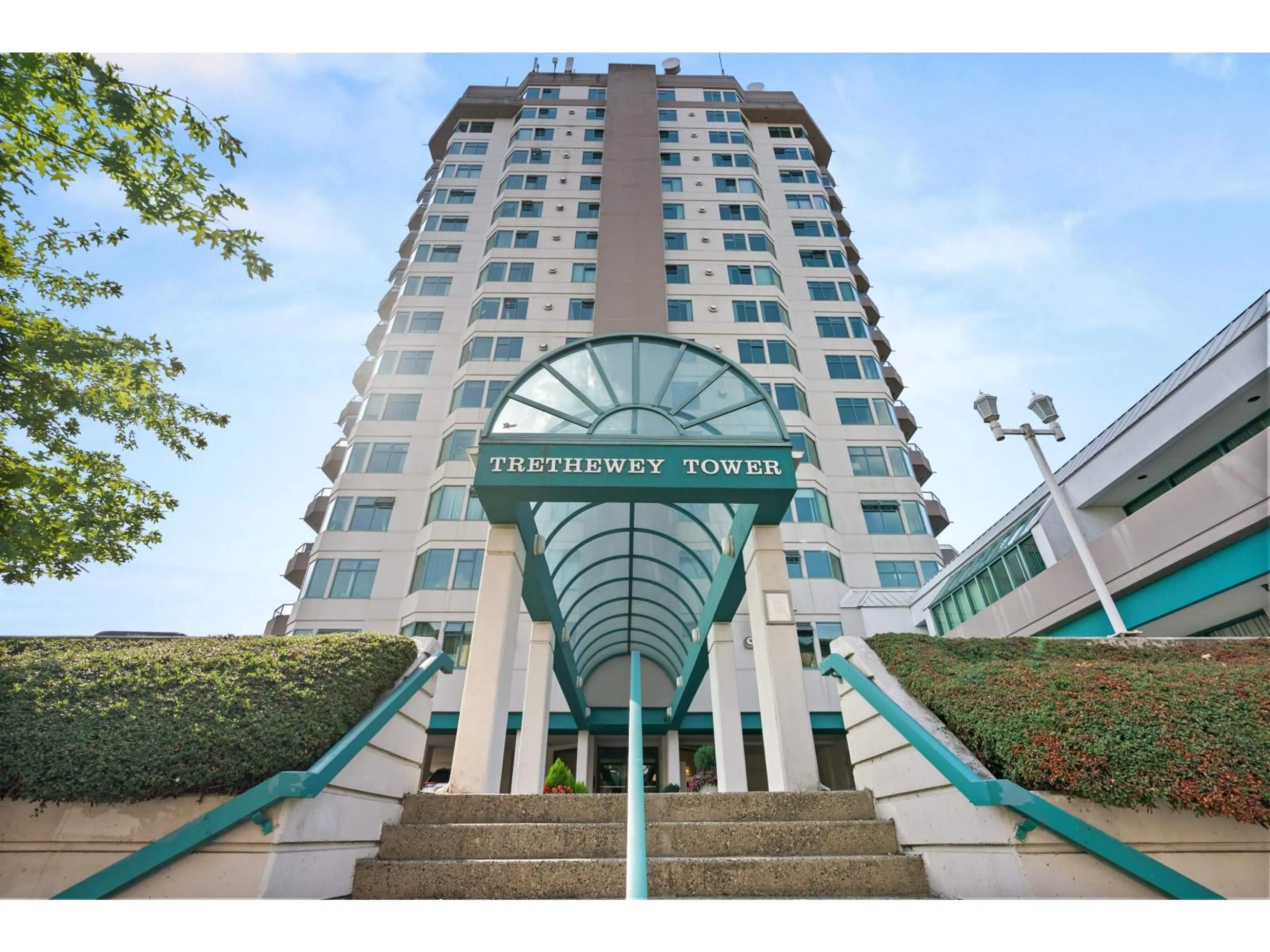 Indoor foyer for 1003 - 32440 SIMON AVENUE, Abbotsford British Columbia V4Z1J5