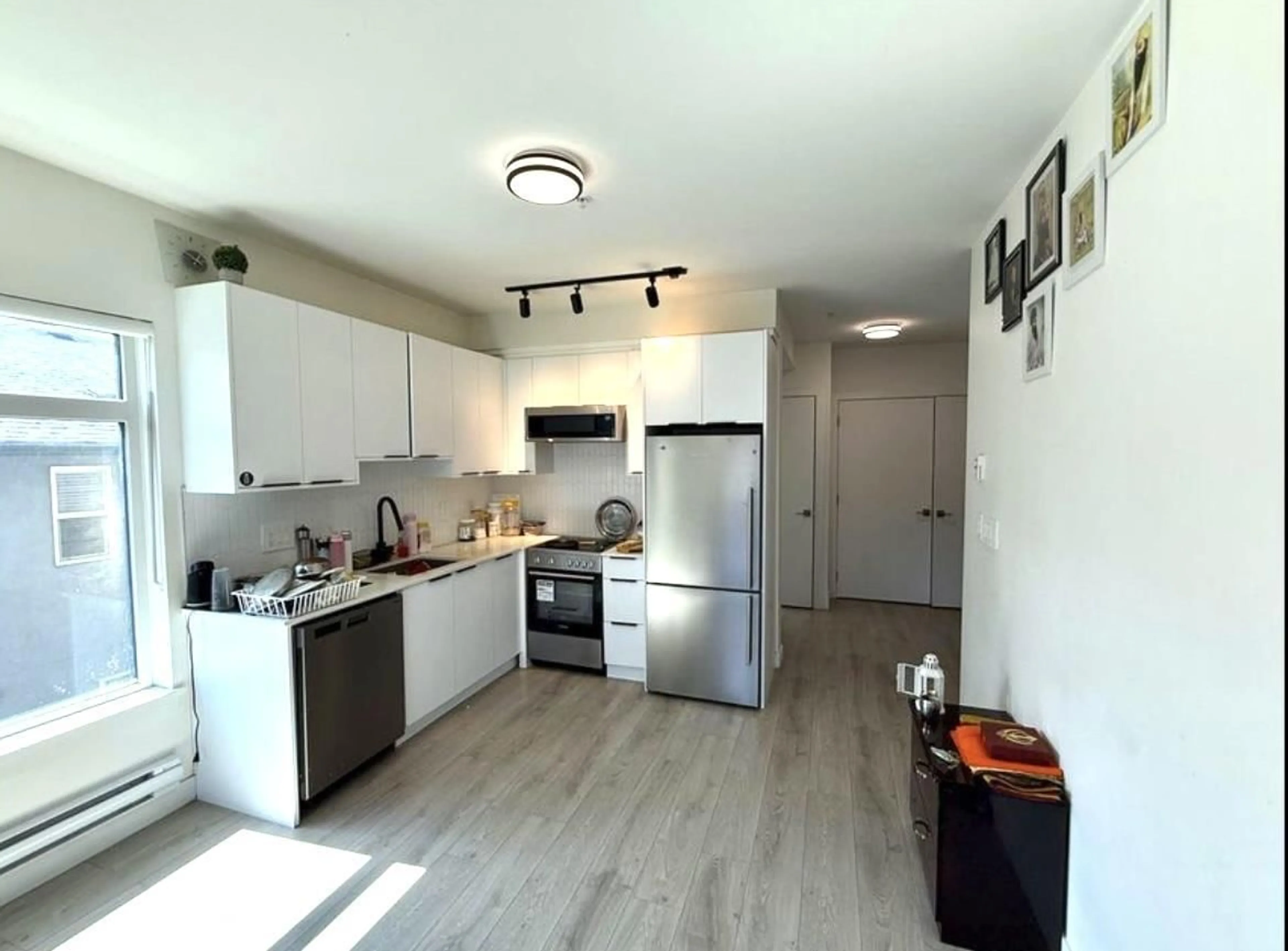 Unknown for 202 - 10616 132 STREET, Surrey British Columbia V3T0T3