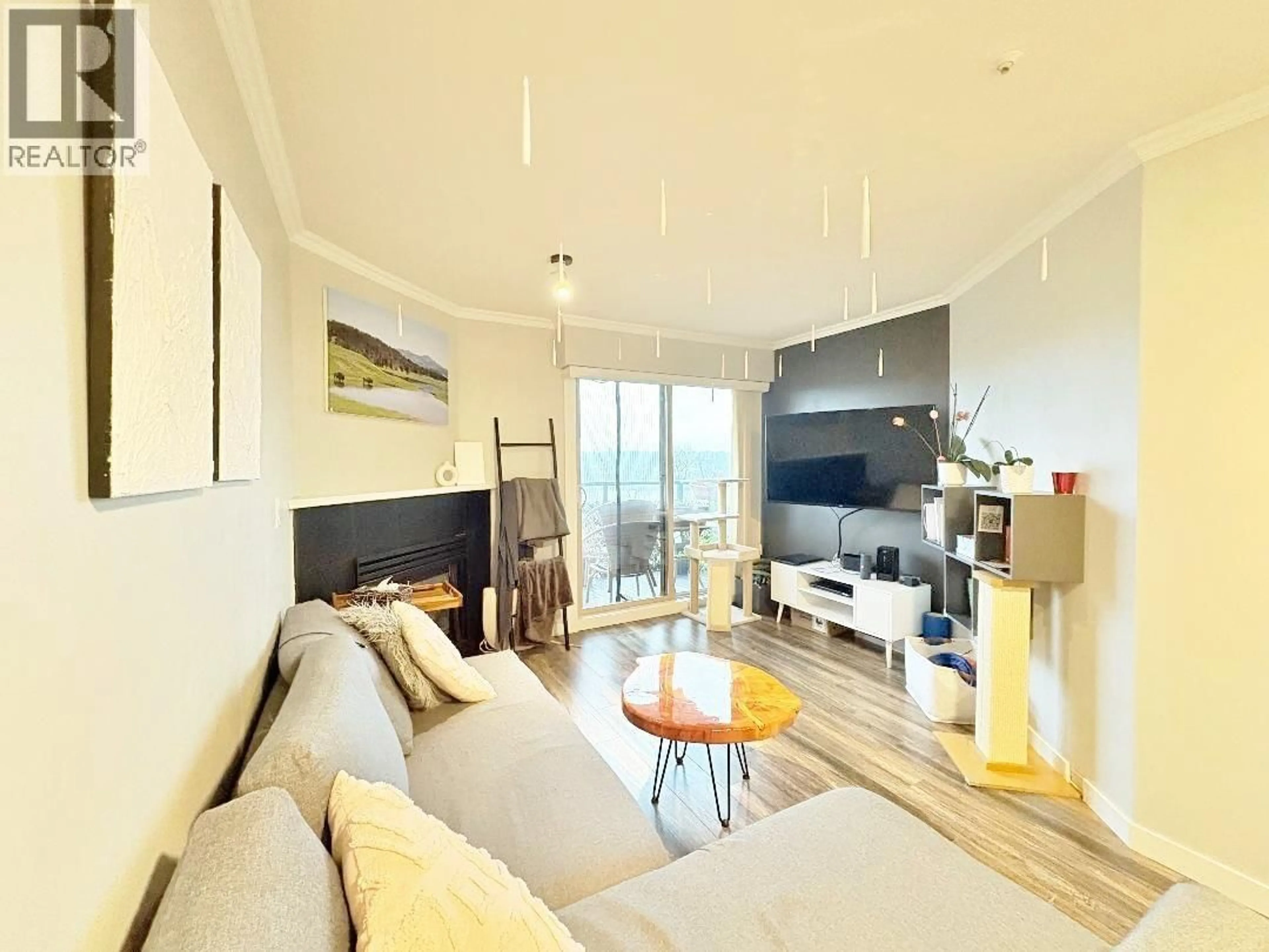 Living room with furniture, wood/laminate floor for 307 - 210 CARNARVON STREET, New Westminster British Columbia V3L1B8