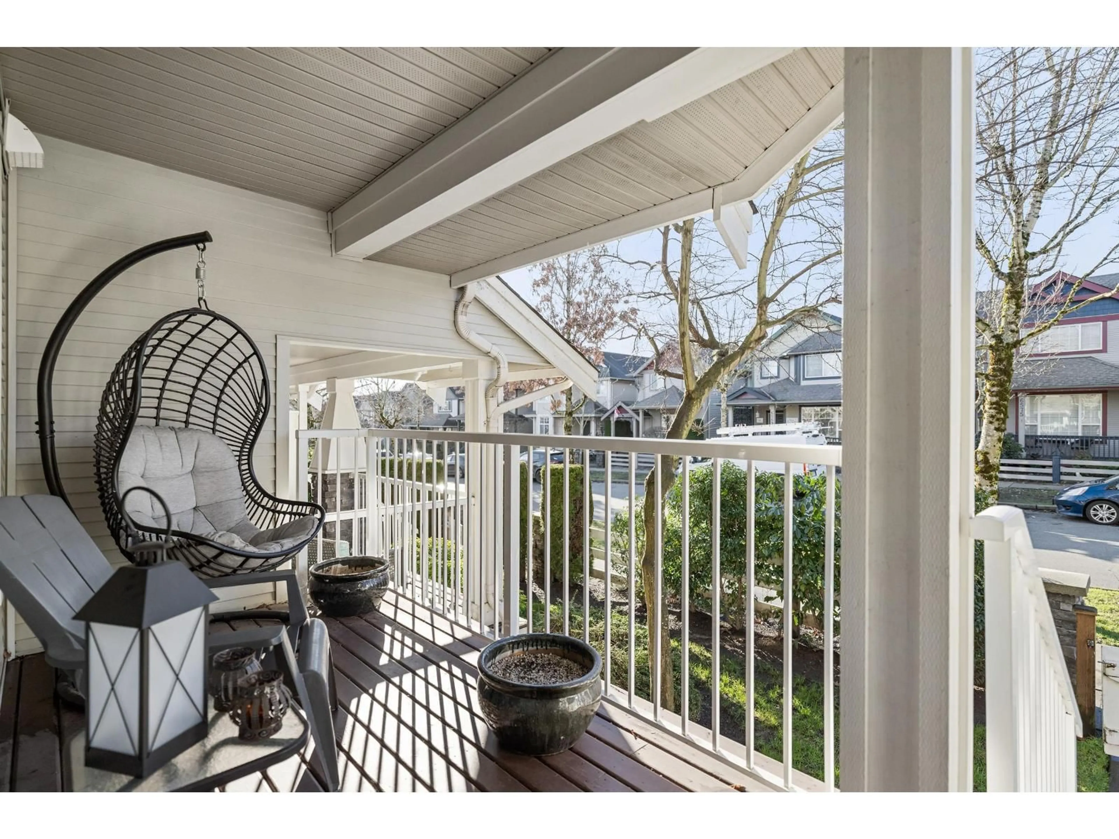 Patio, water/lake/river/ocean view for 7 - 6568 193B STREET, Surrey British Columbia V4N5S2