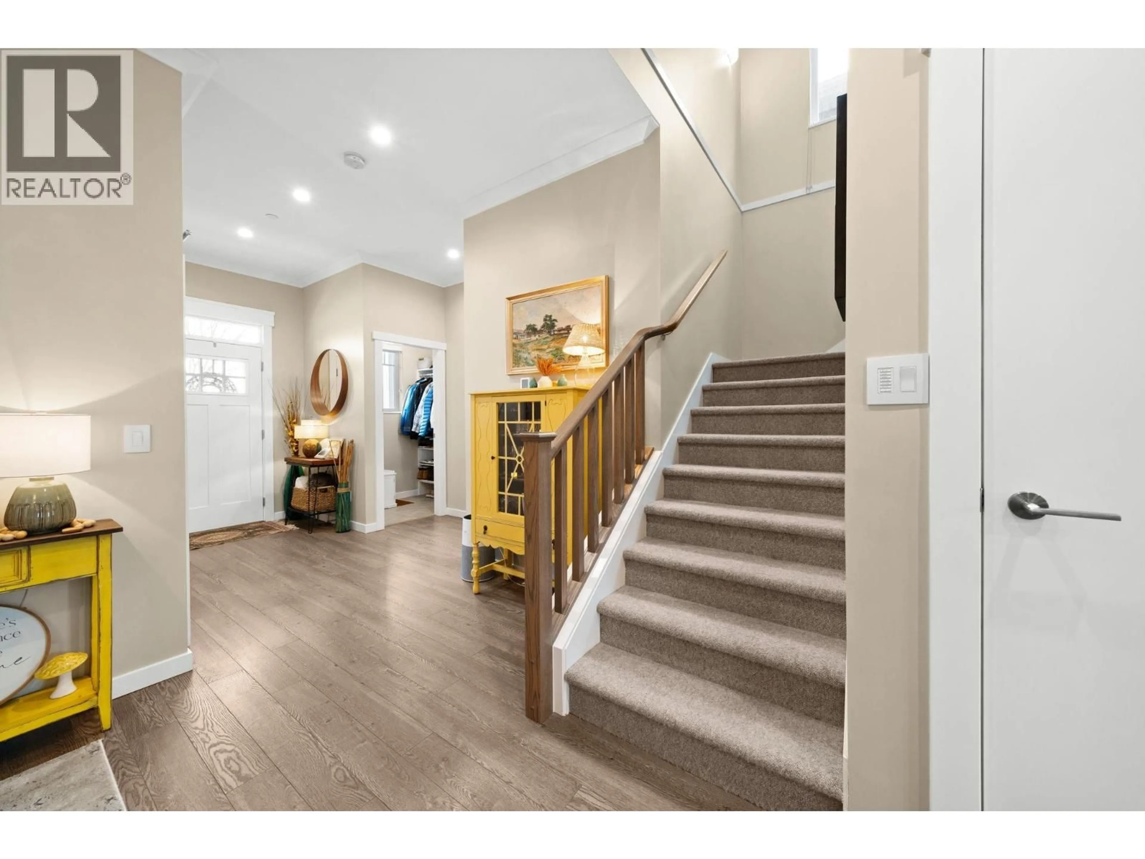 Indoor entryway for 2294 CORMORANT DRIVE, Tsawwassen British Columbia V4M4G2