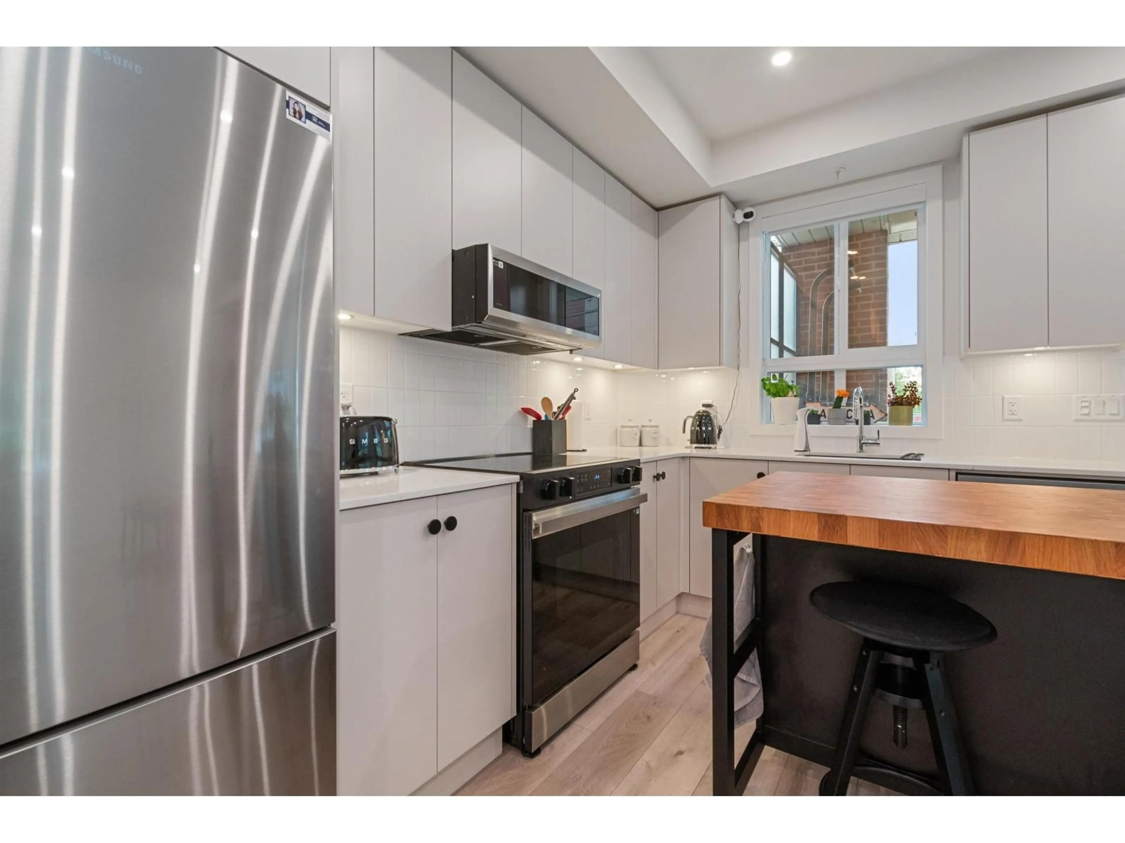 Unknown for 103 - 45511 CAMPUS DRIVE, Chilliwack British Columbia V2R6K8