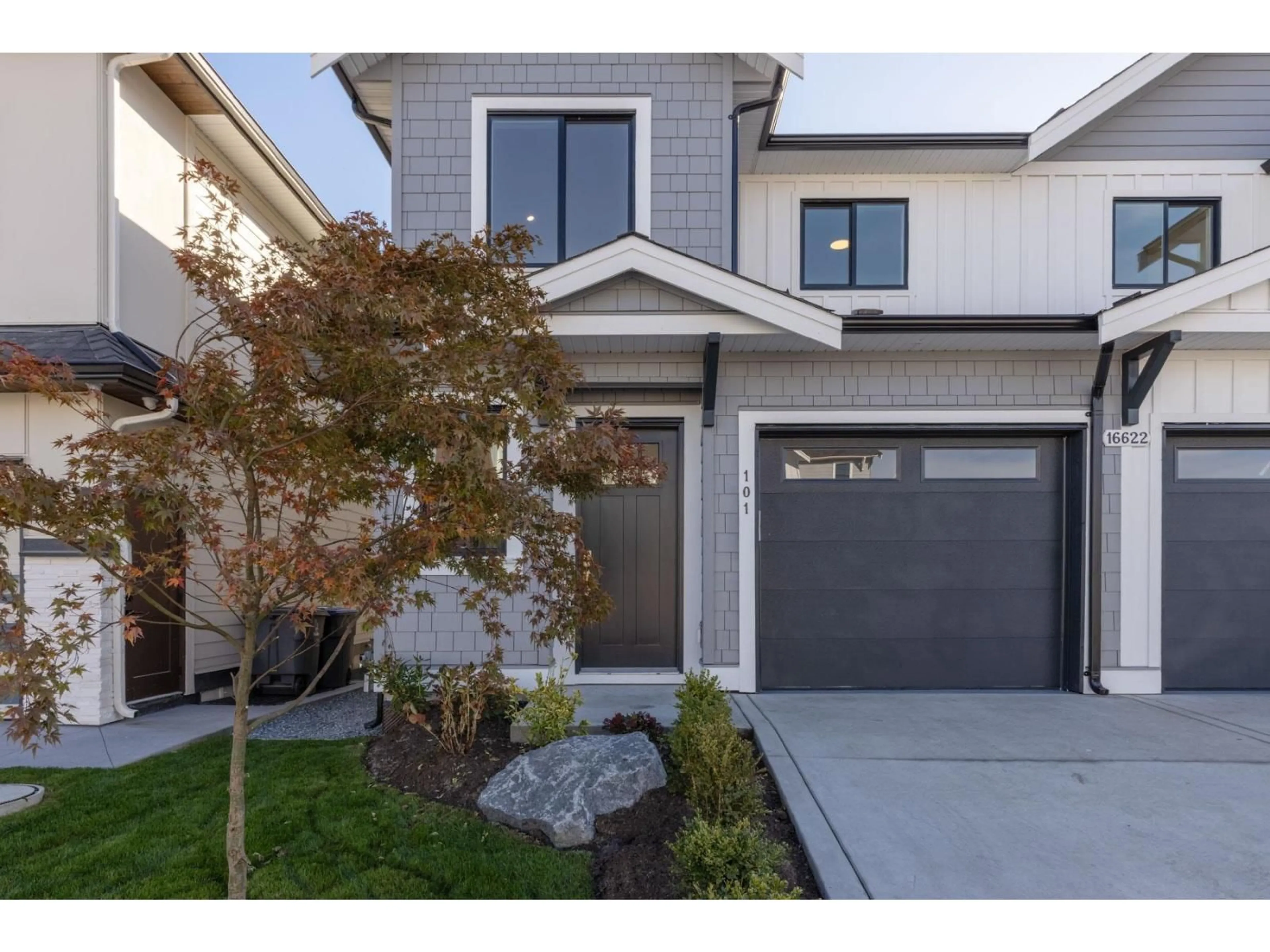 Unknown for 101 - 16622 18A AVENUE, Surrey British Columbia V3Z9X5