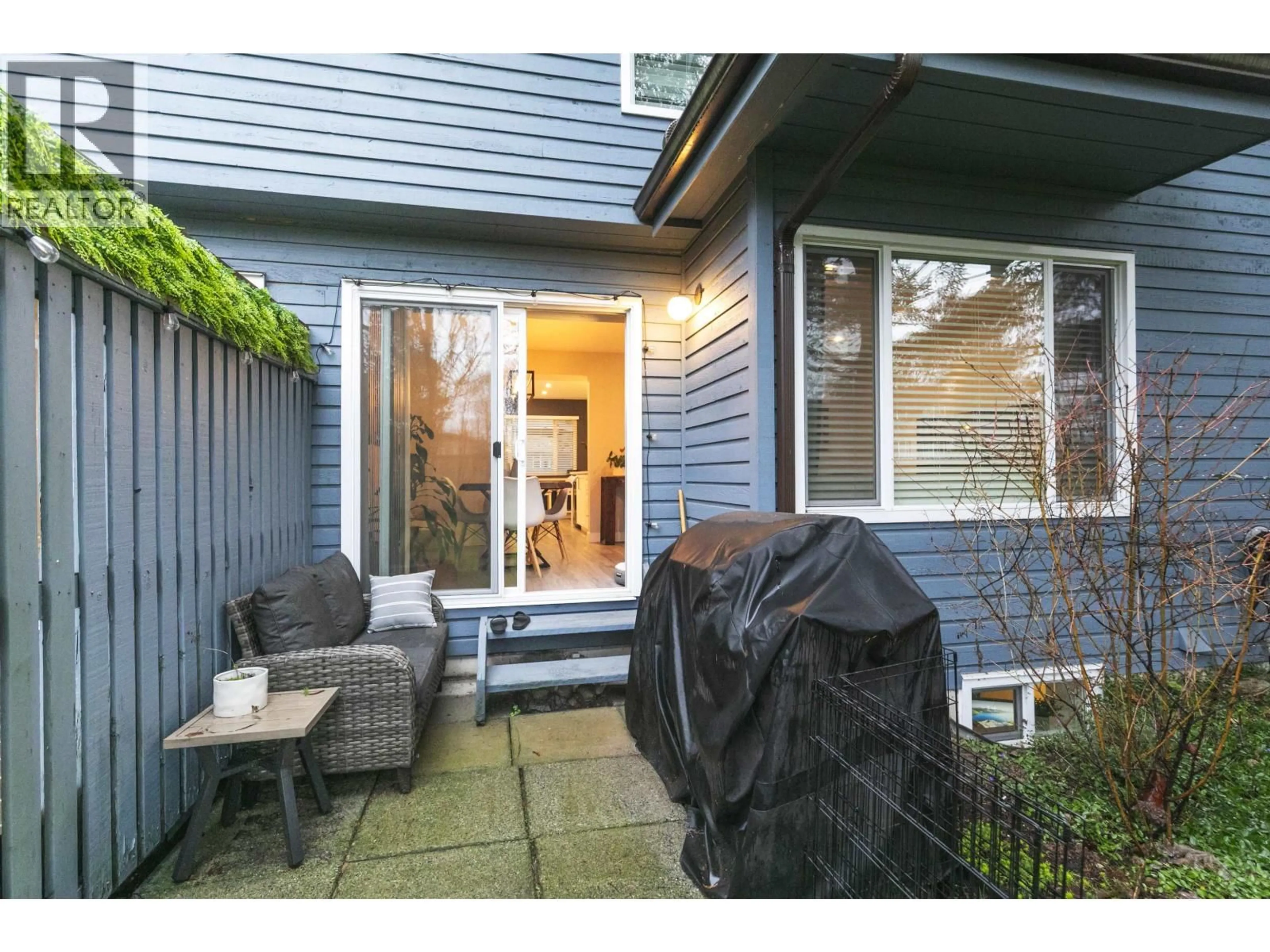 Patio, street for 469 CARLSEN PLACE, Port Moody British Columbia V3H4A1