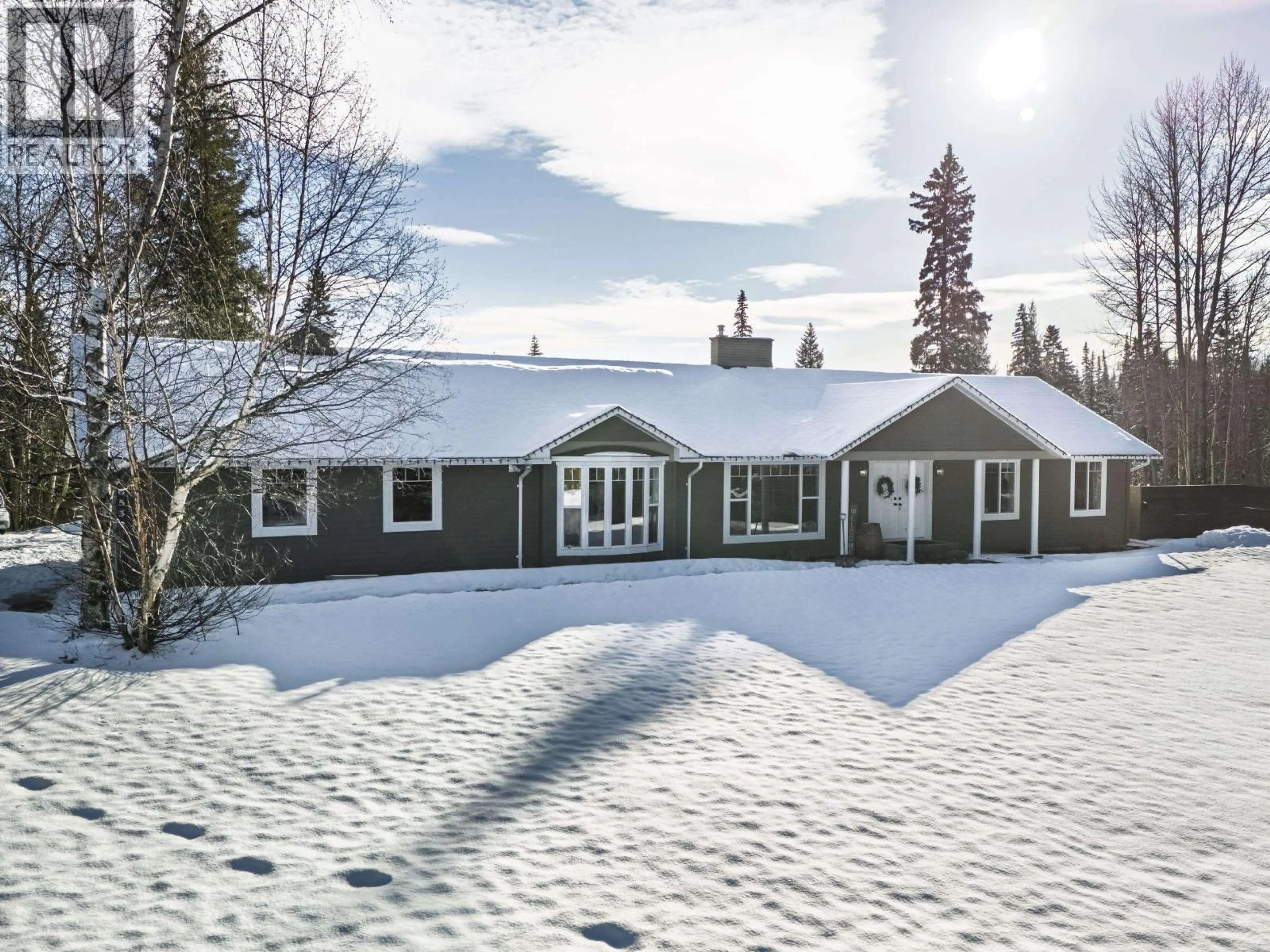 A pic from outside/outdoor area/front of a property/back of a property/a pic from drone, street for 6532 RAMPART PLACE, Prince George British Columbia V2K4H4